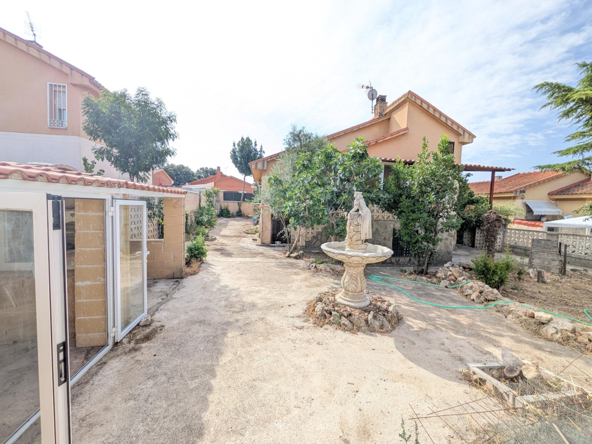 CHALET INDIVIDUAL EN VENTA EN URBANIZACIÓN MONTEJARAL (LORAN - foto 3