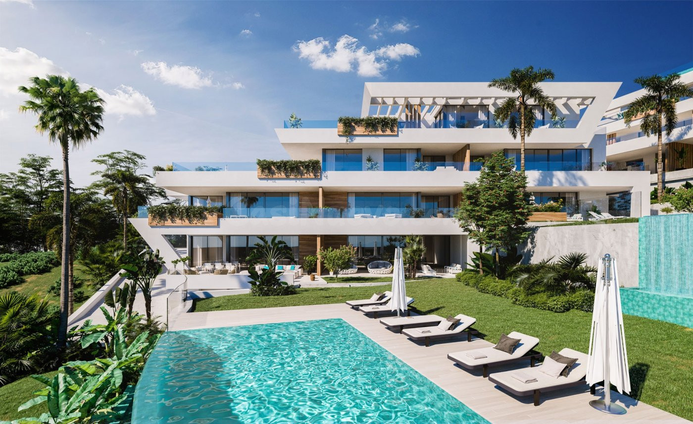 Complejo urbanístico de lujo en Cabopino (Costa del Sol).