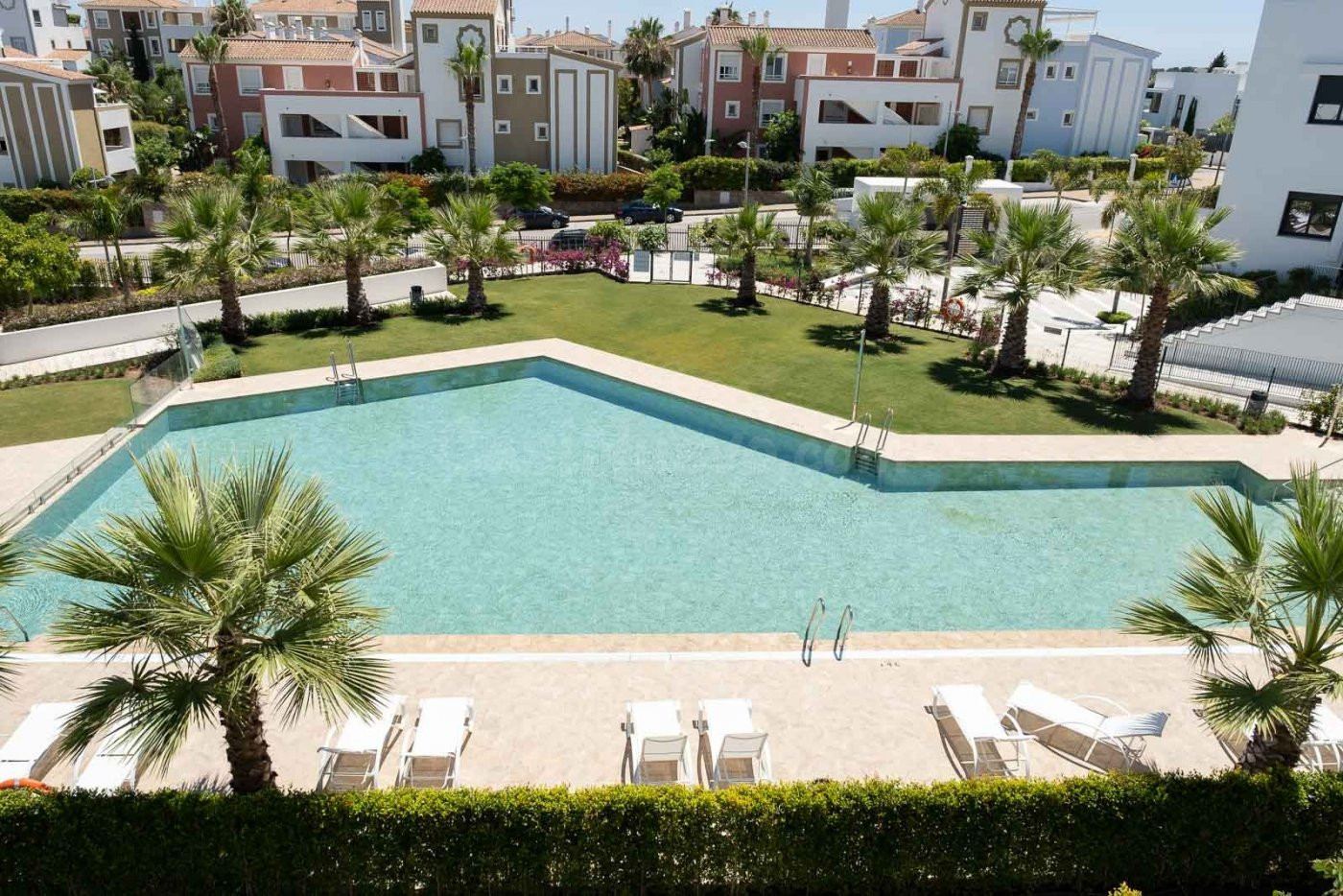 Residencial situado en la conocida y prestigiosa zona de El 