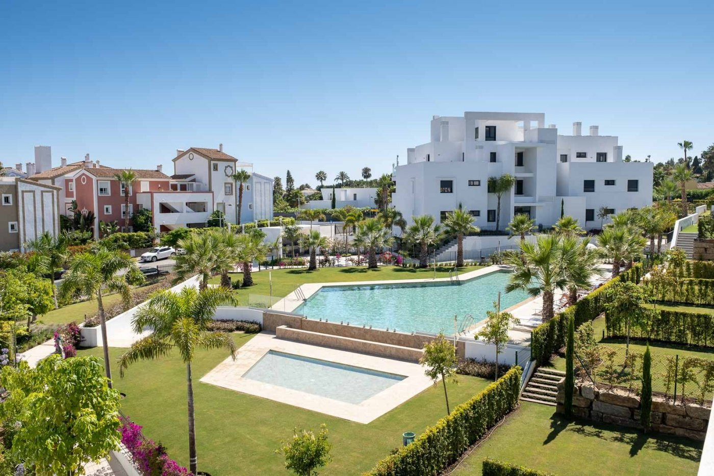 Residencial situado en la conocida y prestigiosa zona de El  - foto 4