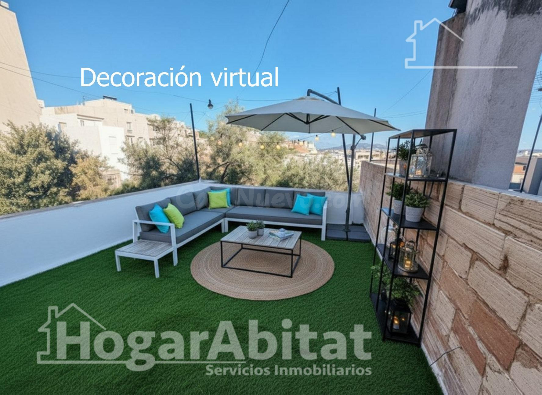 AMPLIA CASA CON 2 TERRAZAS PARA REFORMAR EN EL CENTRO