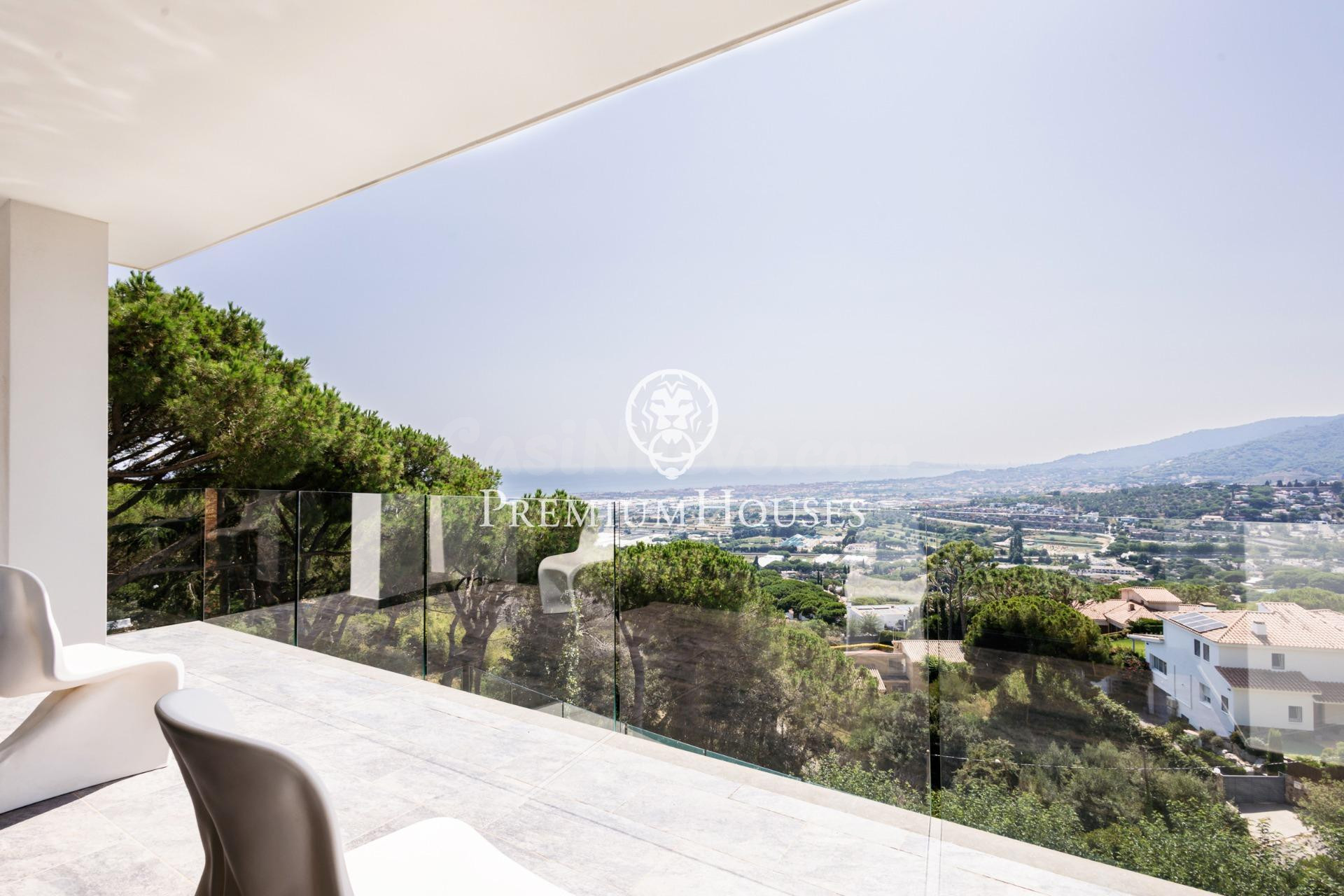 Casa en venta en Cabrils. Espectaculares vistas al mar. - foto 3