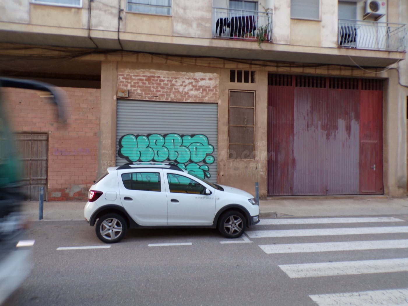 LOCAL Zona,  oeste,con todos los servicios