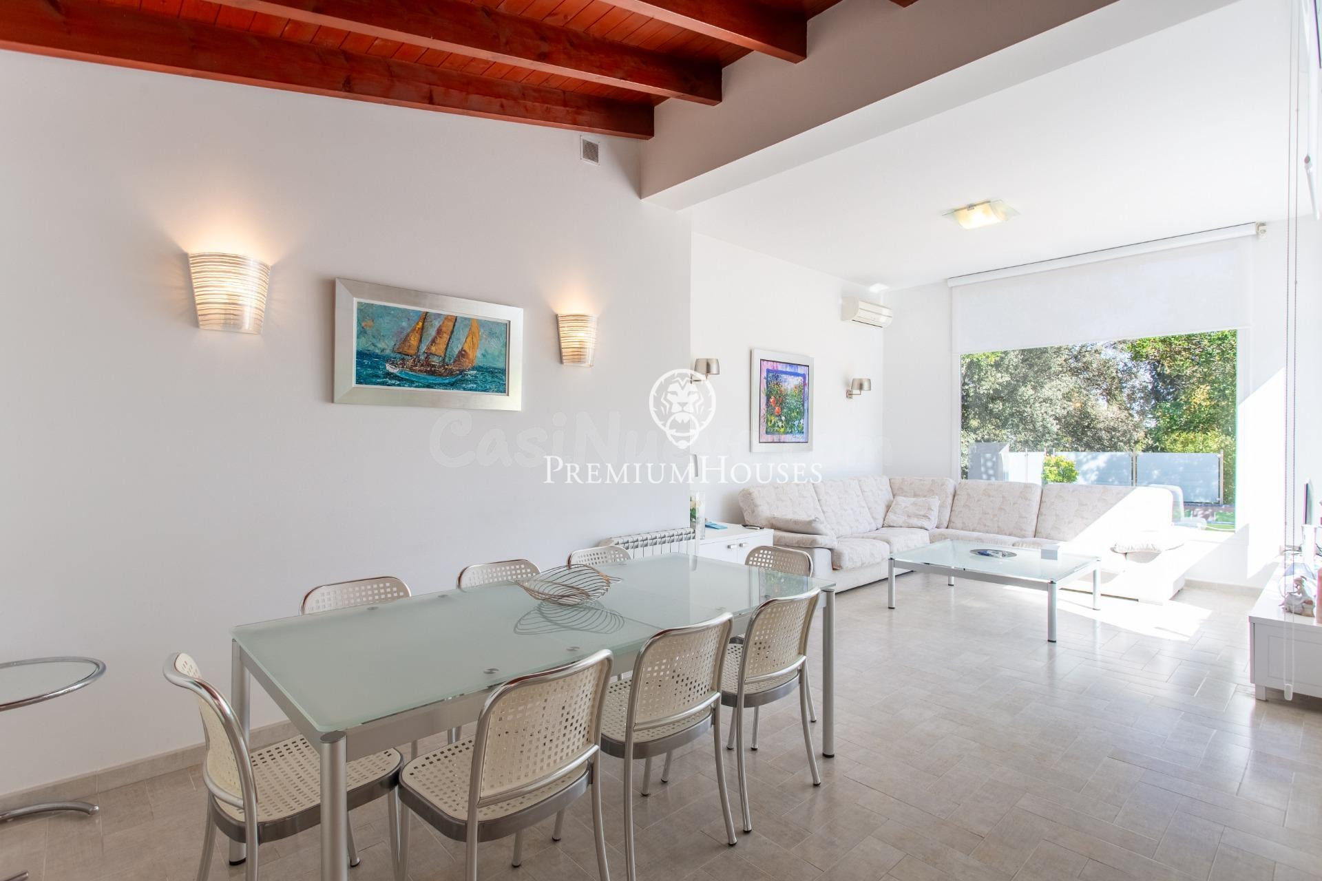 Exclusiva casa en una planta con piscina y gran privacidad e - foto 4