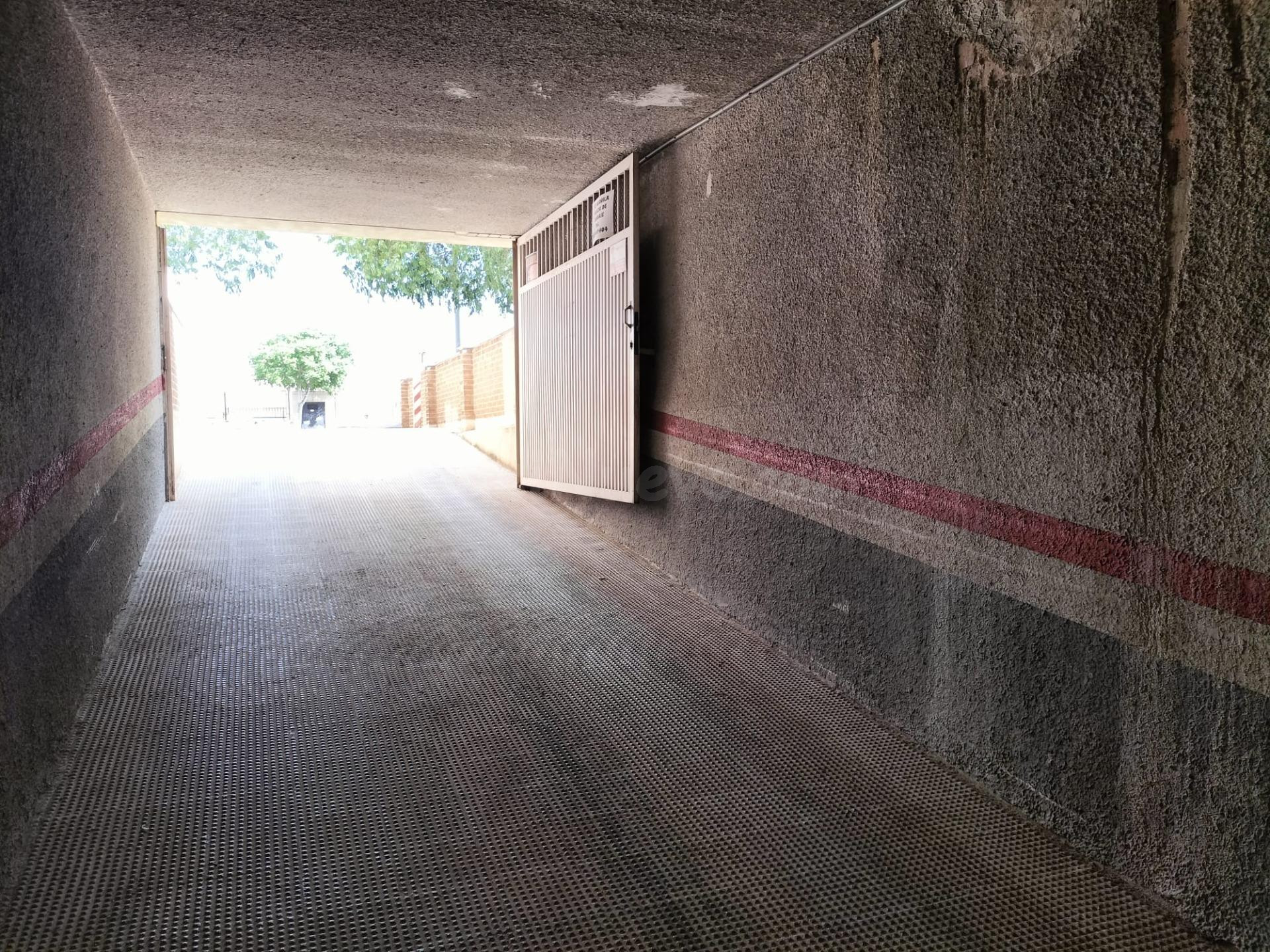 Garaje en Avenida Casalduch - foto 4