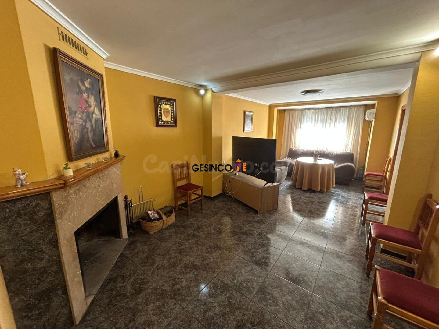 CASA DE PUEBLO CON TERRAZA Y GARAJE - foto 4