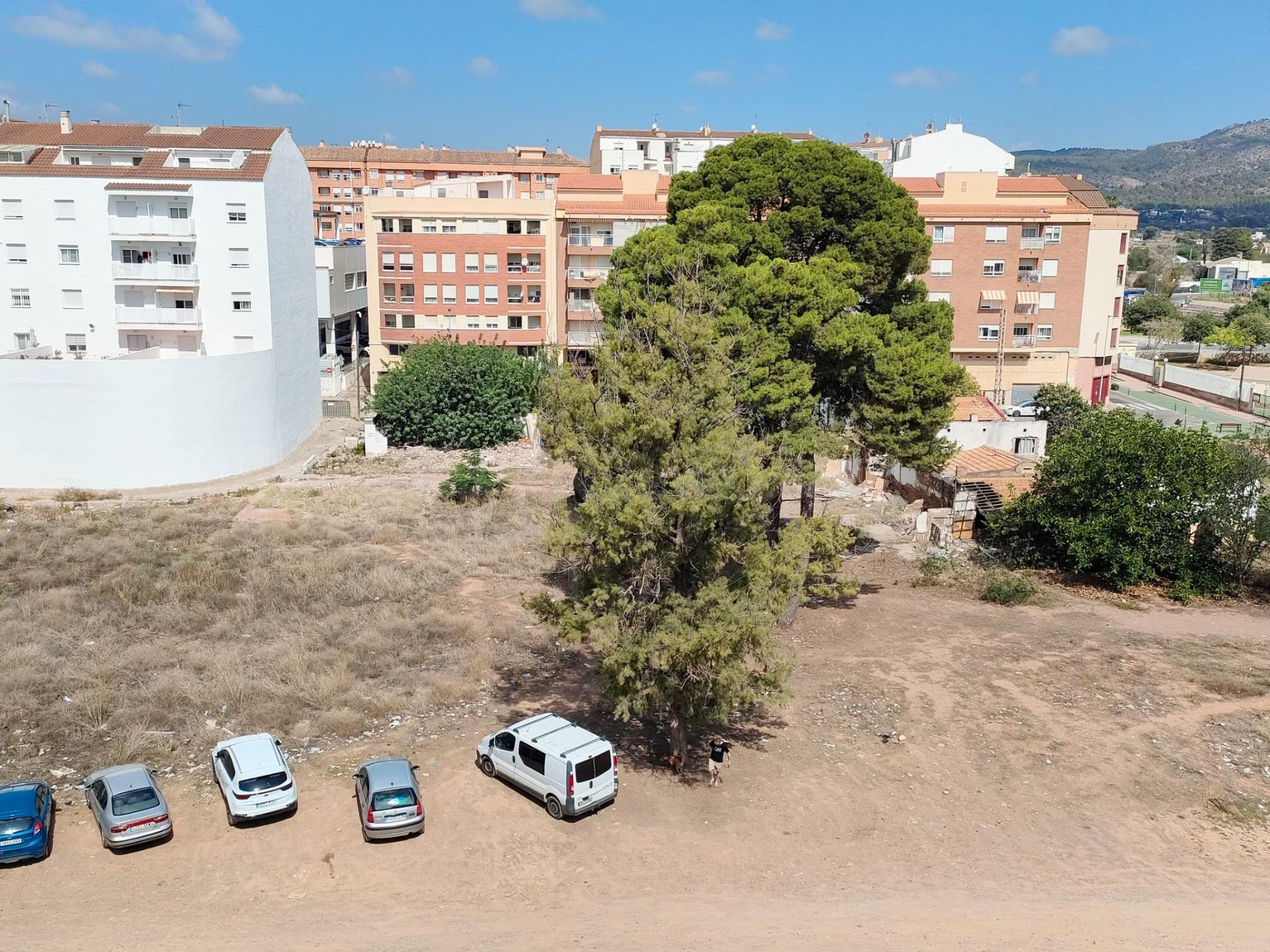 PARCELA URBANA EN ZONA CREMOR - foto 3