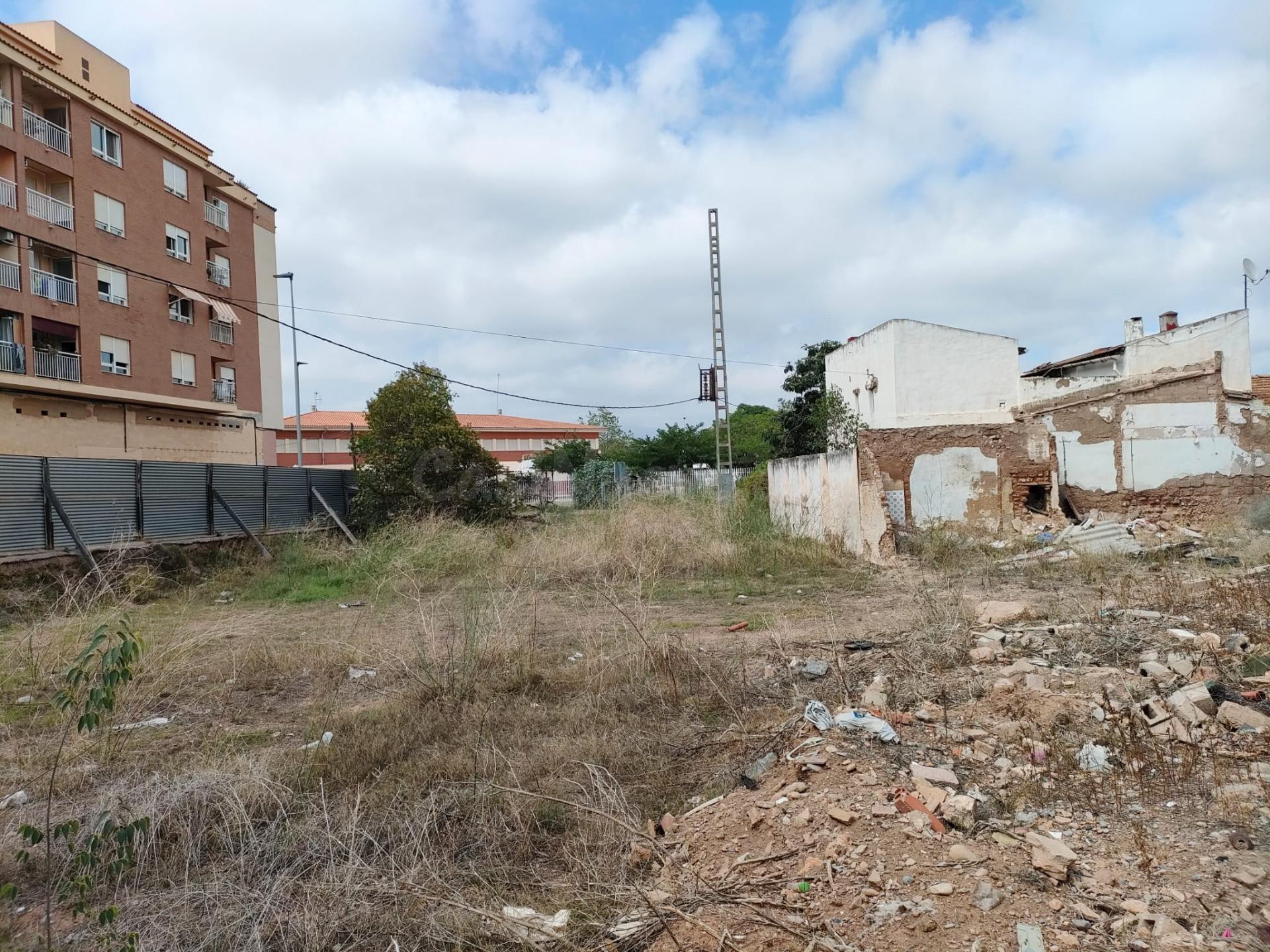 PARCELA URBANA EN ZONA CREMOR - foto 5