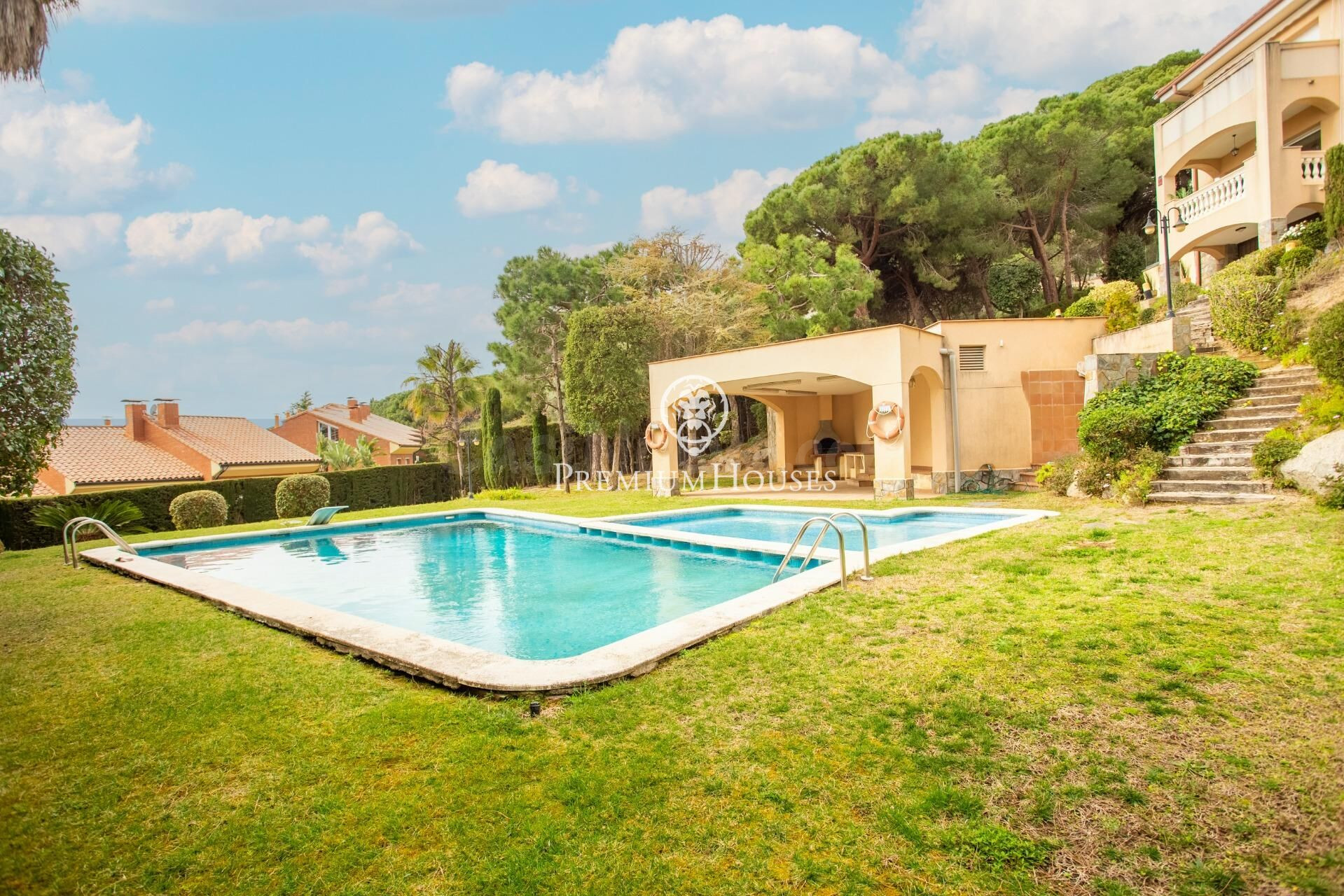 Exclusiva residencia independiente en venta con vistas al ma - foto 2