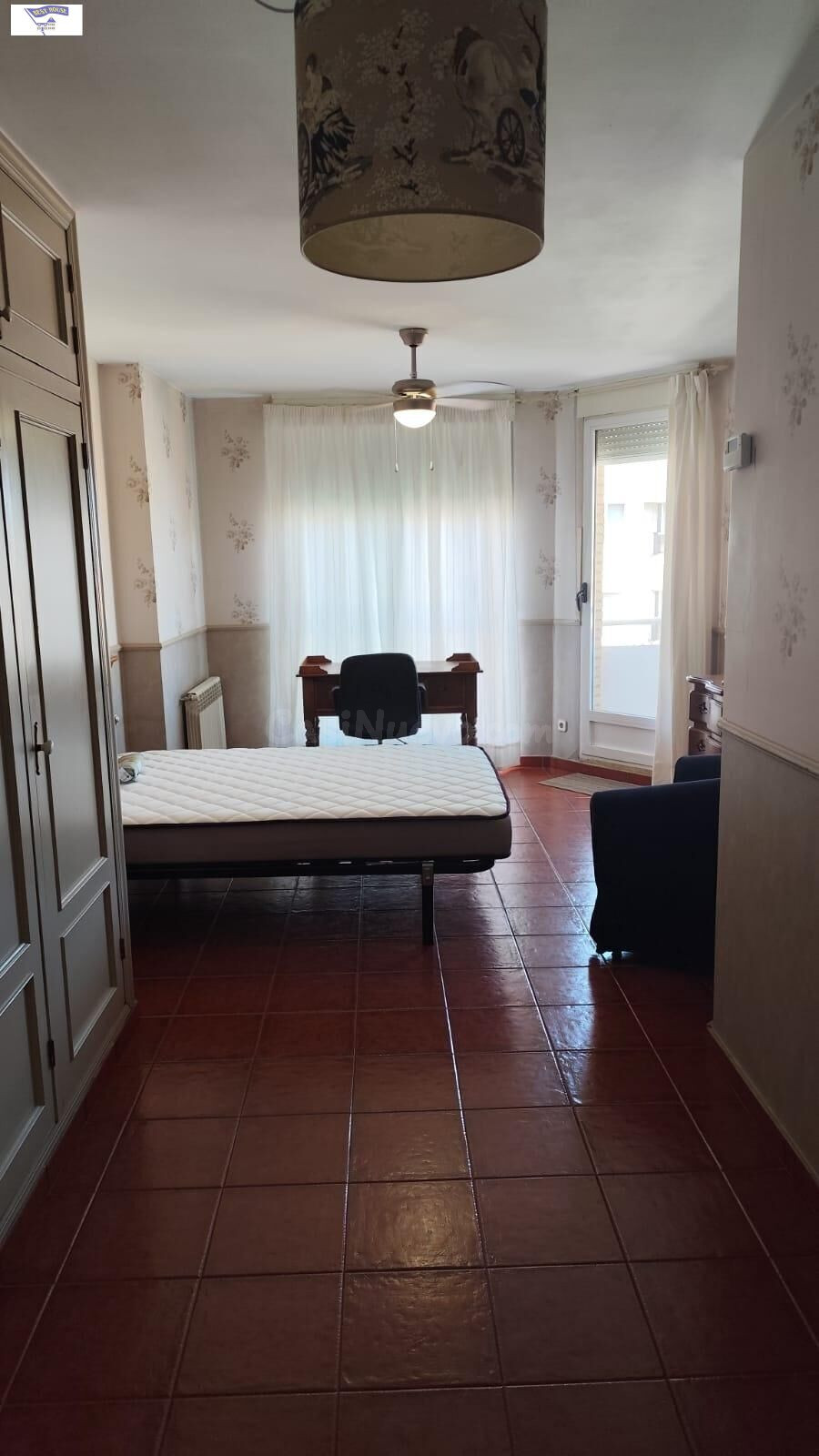 PISO PARA ESTUDIANTES EN LA ZONA DE CIRCUNVALACIÓN - foto 3