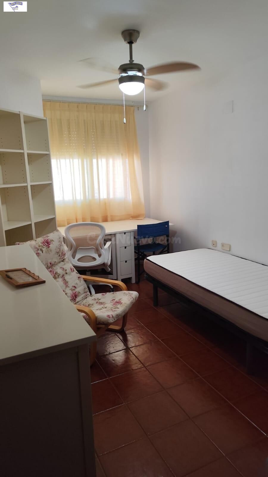PISO PARA ESTUDIANTES EN LA ZONA DE CIRCUNVALACIÓN - foto 4