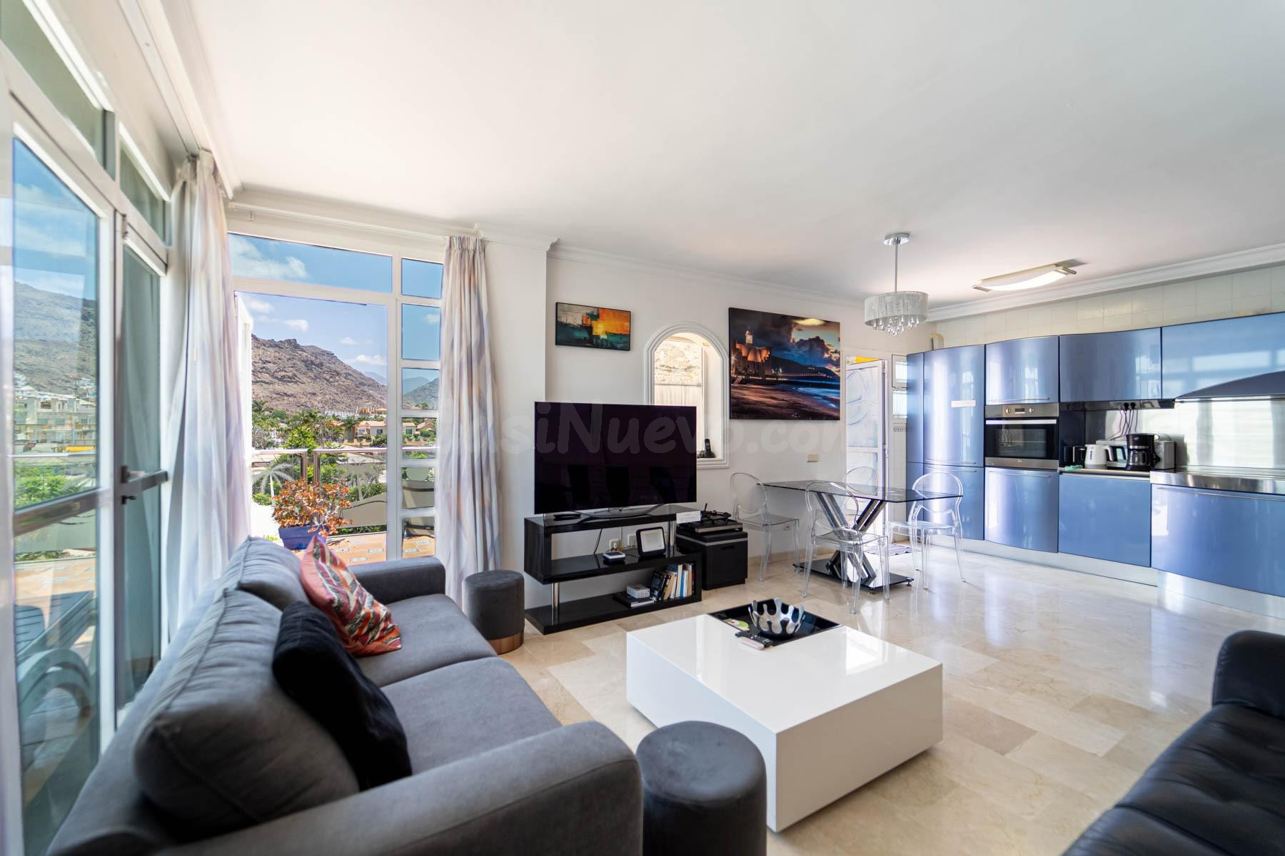 Exclusivo ático en esquina con terraza, solárium y parking e - foto 2
