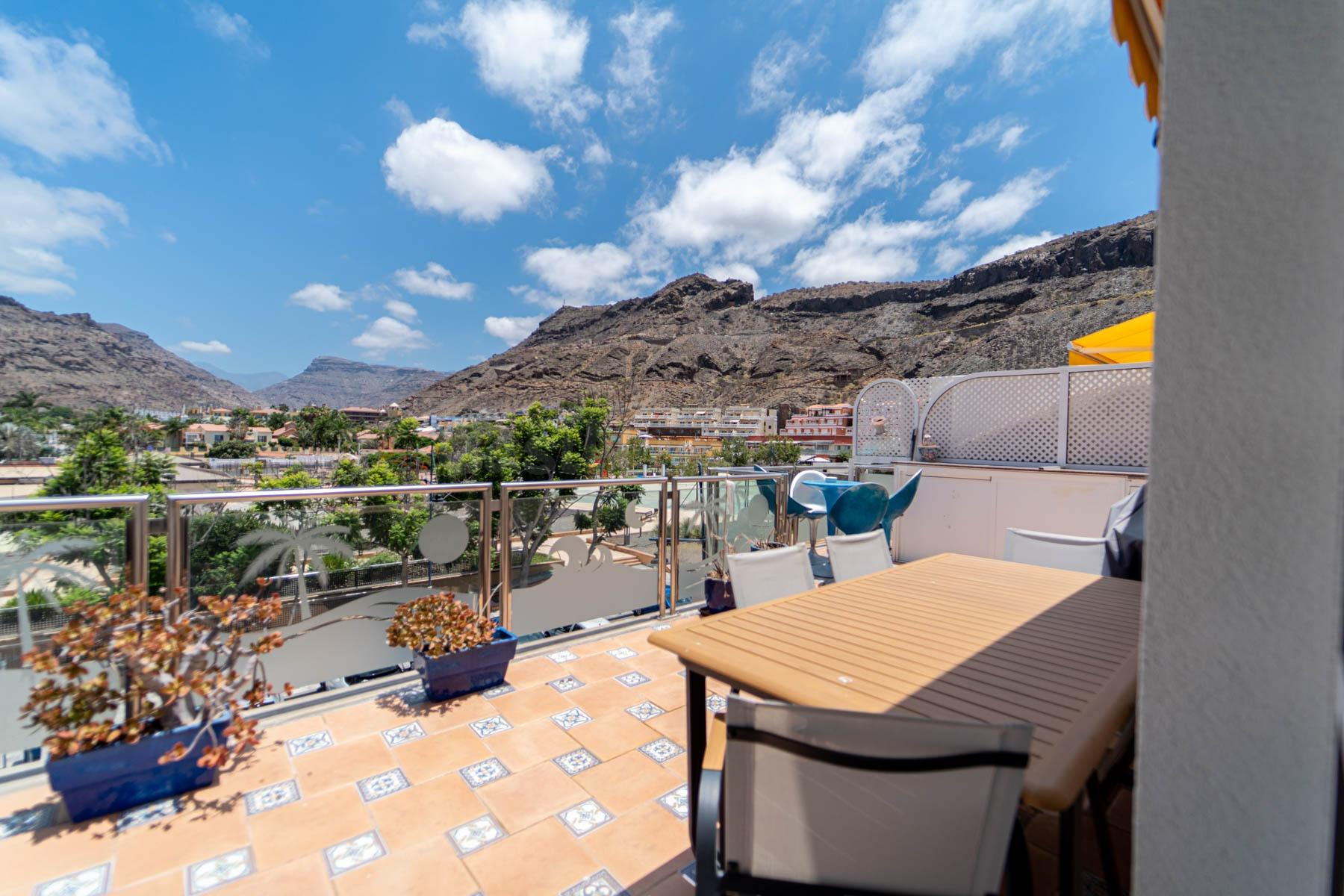 Exclusivo ático en esquina con terraza, solárium y parking e - foto 4