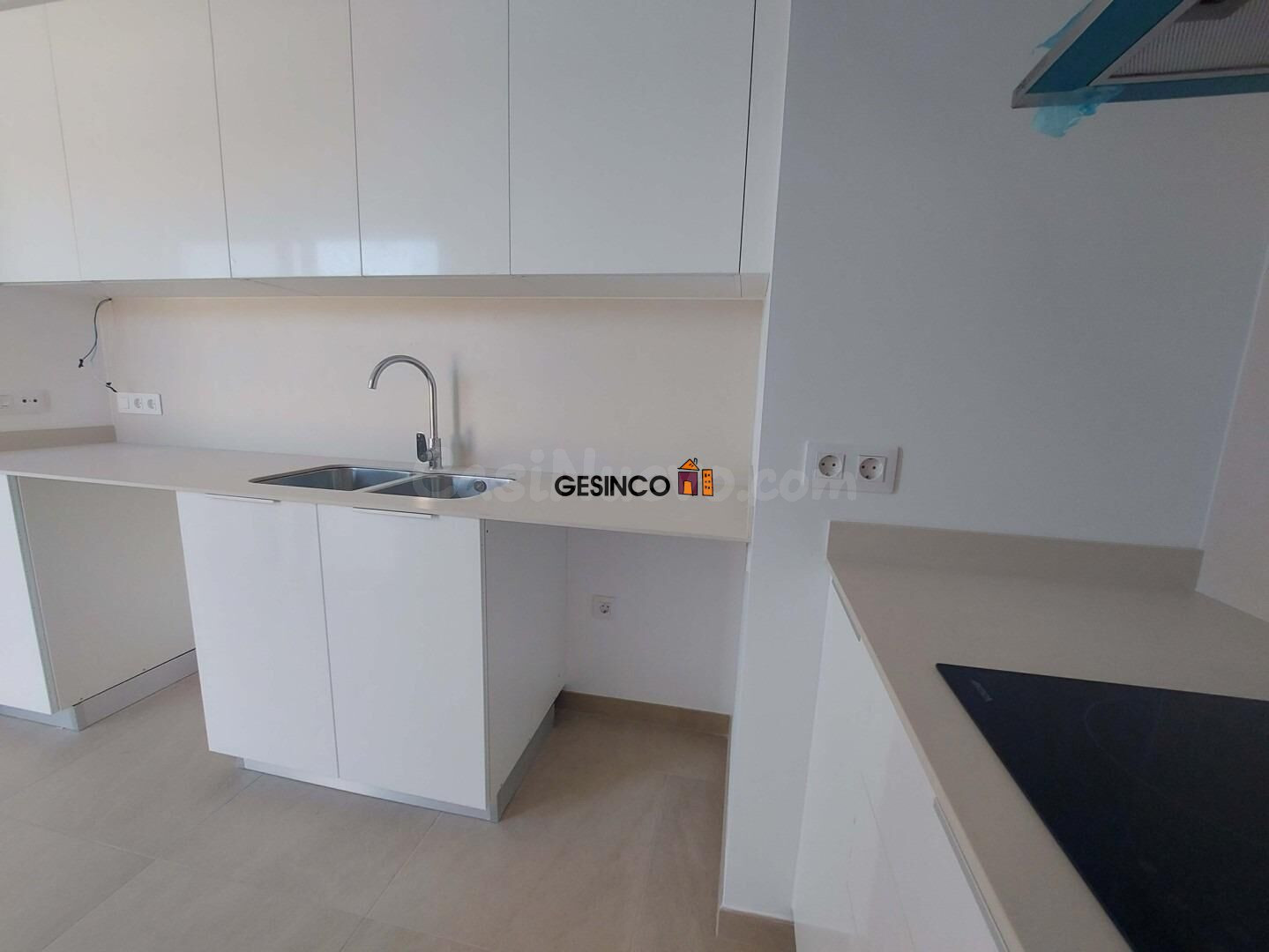 ÁTICO DE OBRA NUEVA CON TRASTERO INCLUIDO - foto 4