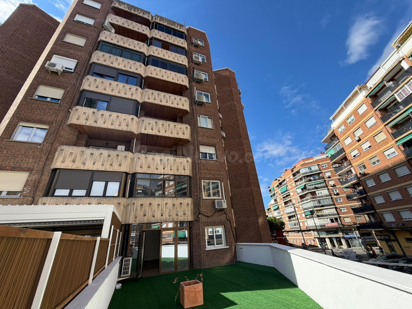 EDIFICIO HEXAGONO, CONECTIVIDAD Y EL CENTRO A TU ALCANCE