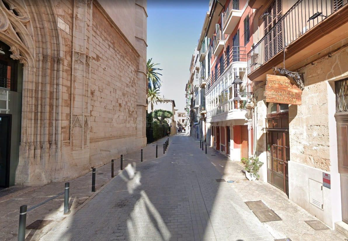 ️ OPORTUNIDAD INVERSORES!!!   EXCLUSIVO EDIFICIO EN LA LONJA