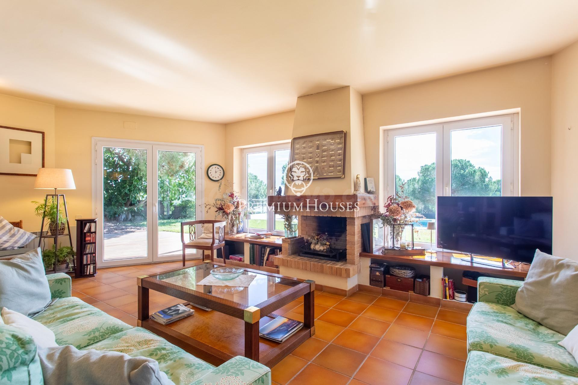 Exclusiva casa con vistas espectaculares al mar en Cabrera d - foto 4