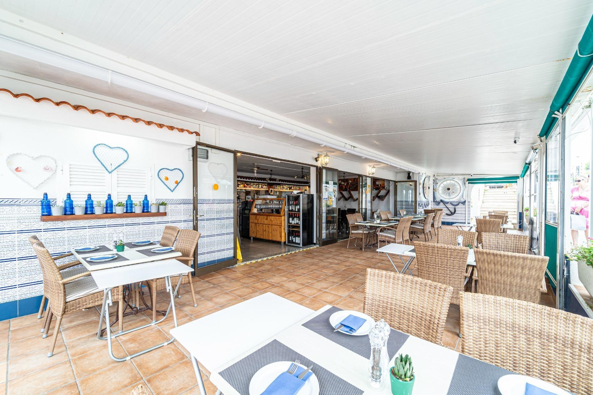 Restaurante en Cala Agulla - foto 4