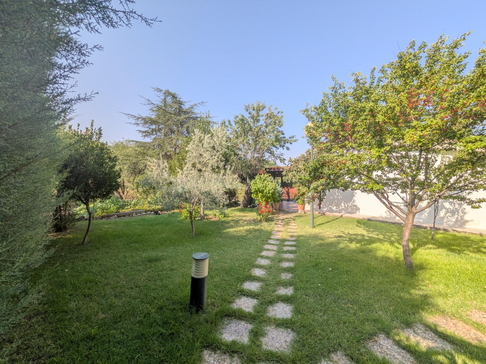 VENTA CHALET PAREADO VILLALBILLA