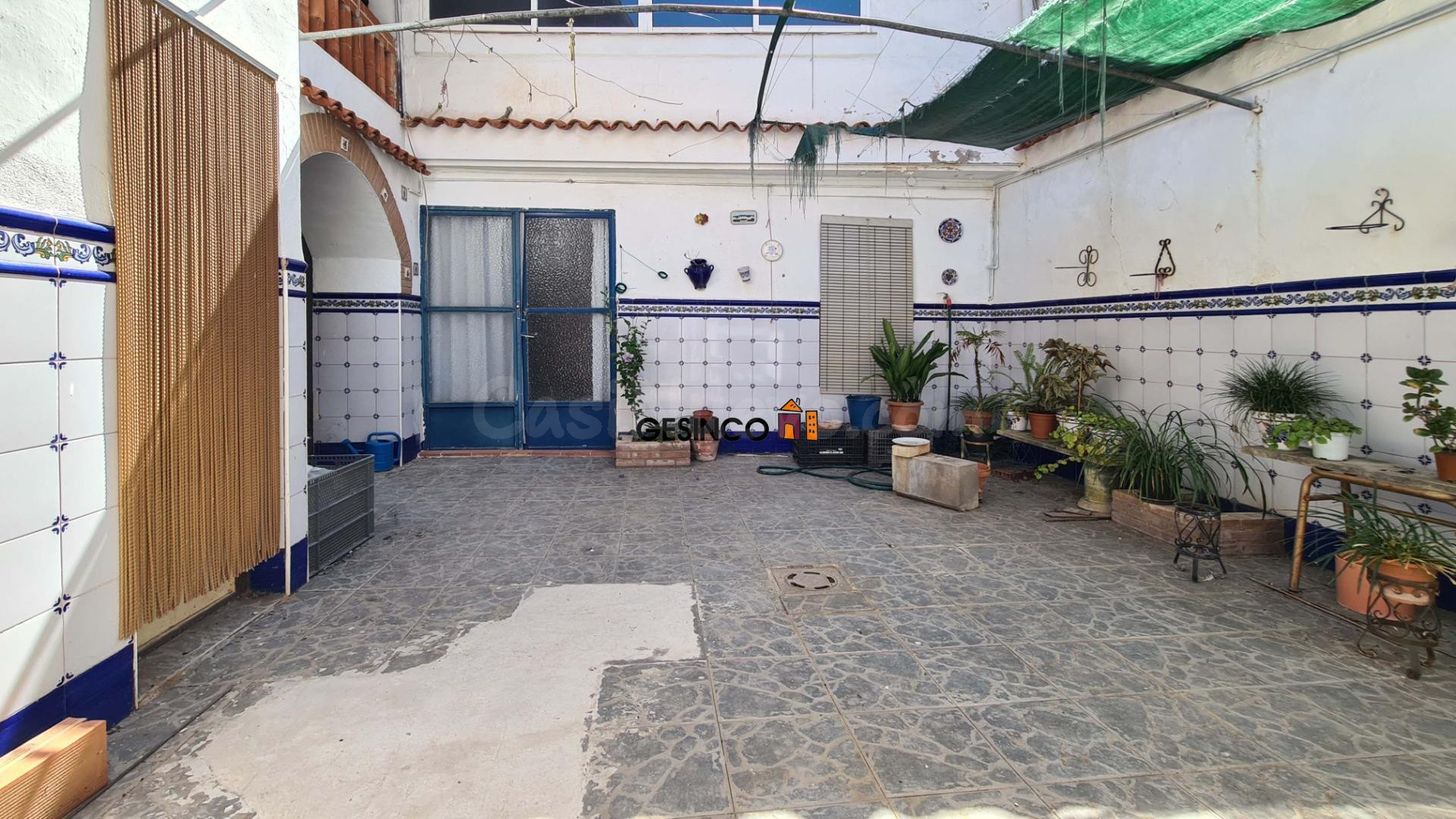 CASA PARA REFORMA EN VENTA EN AIELO DE MALFERIT