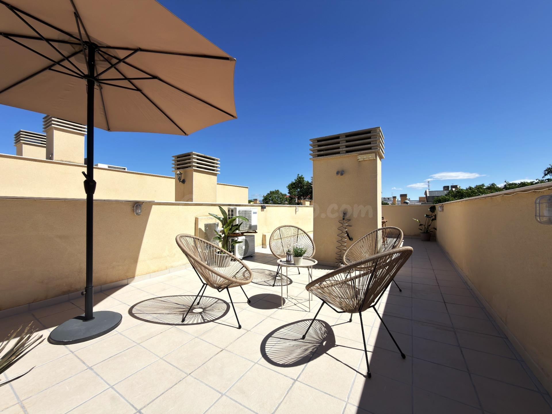 Apartamento con terraza privada de 39m2 !!!