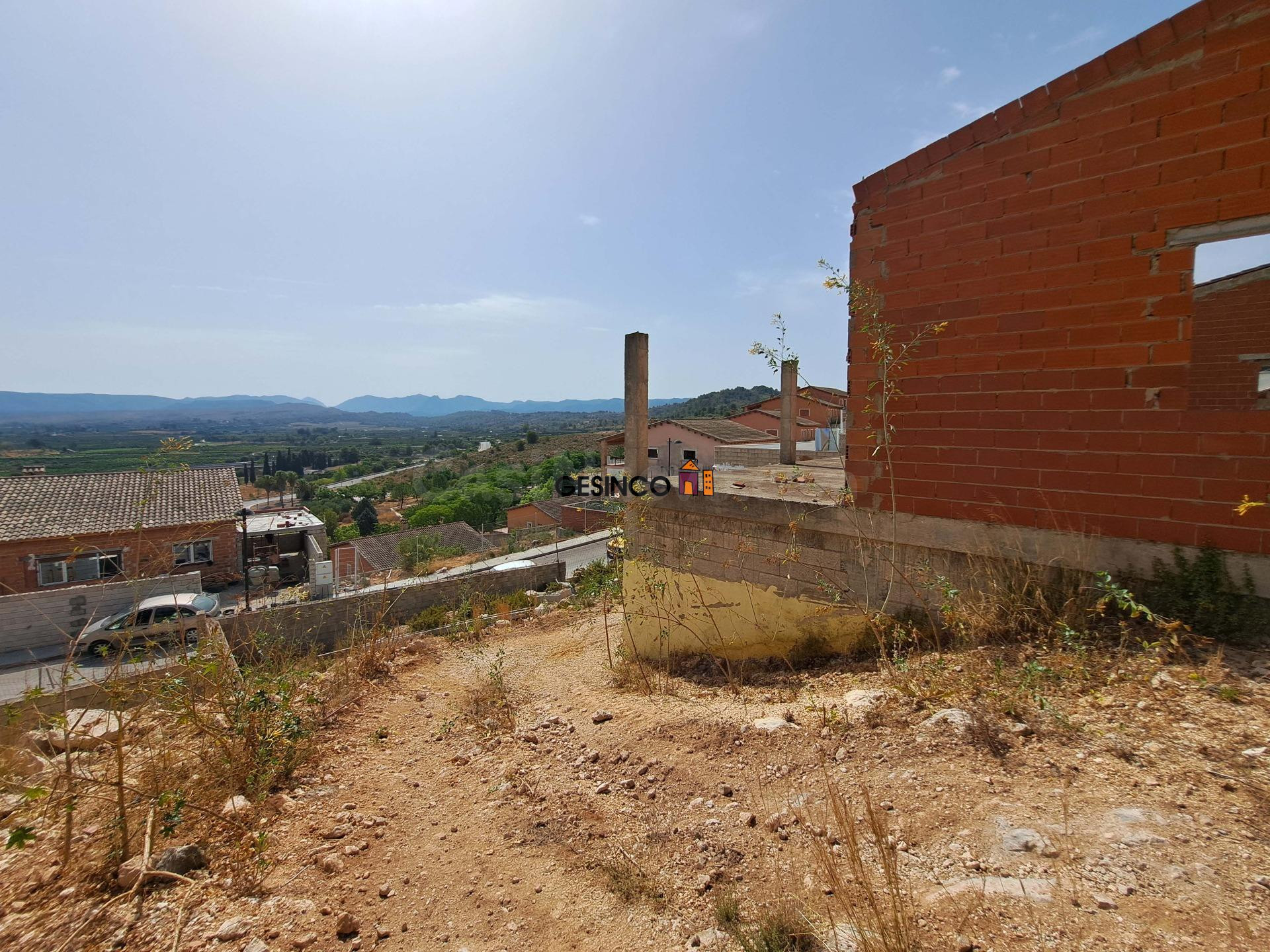 CHALET EN CONSTRUCCIÓN EN URBANIZACIÓN - foto 5