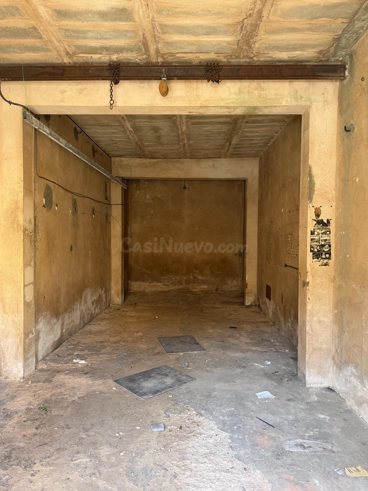 Garaje convertible a vivienda en venta en Plaza de Toros - foto 4