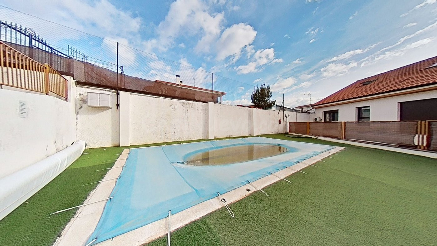 DUPLEX EN CORPA - foto 2