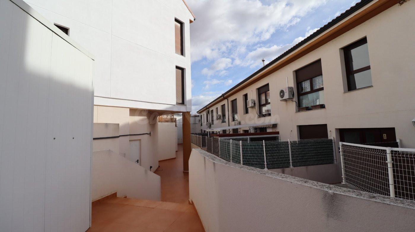 DUPLEX EN CORPA - foto 4