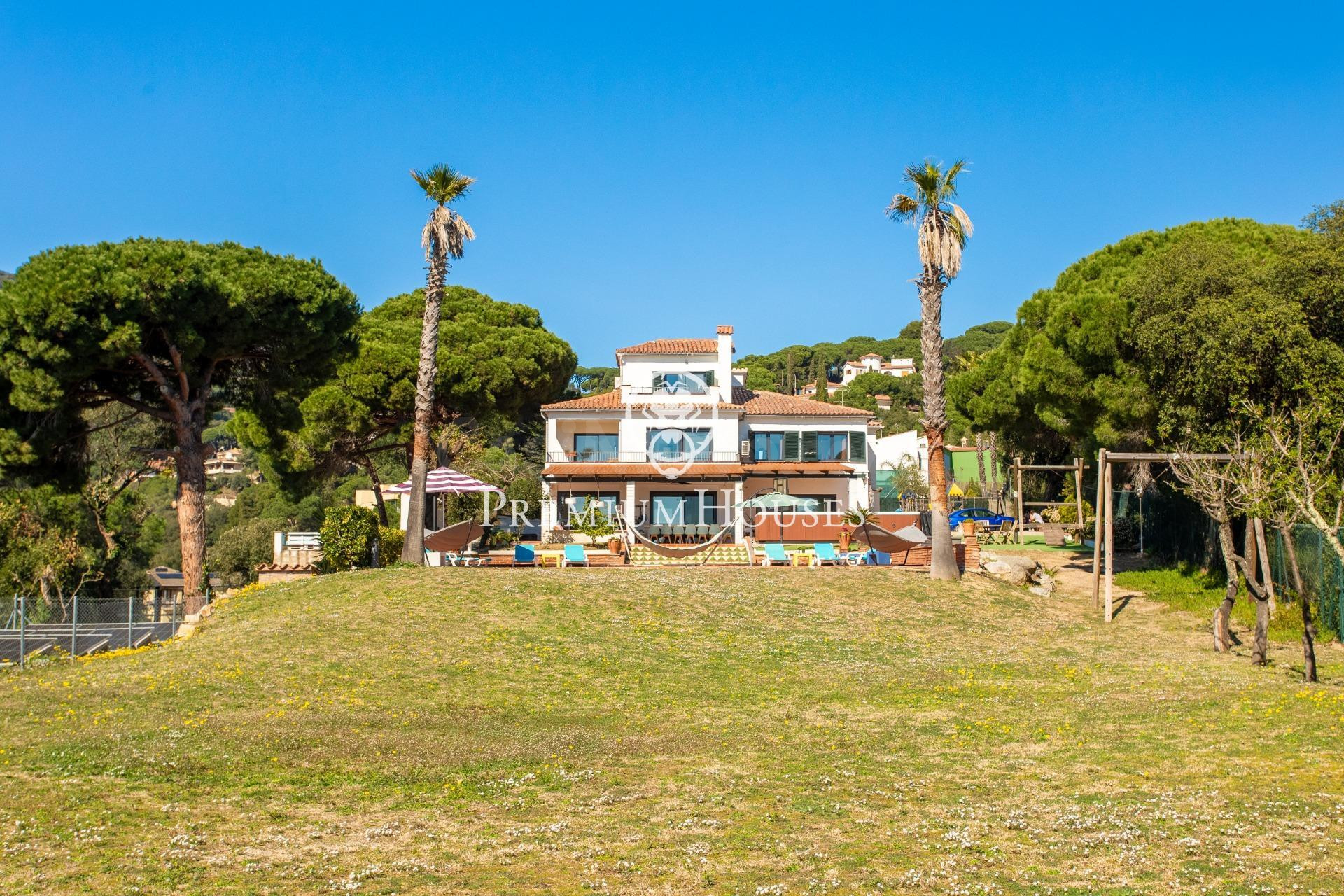 Espectacular casa con licencia turística en Arenys de Munt,  - foto 3