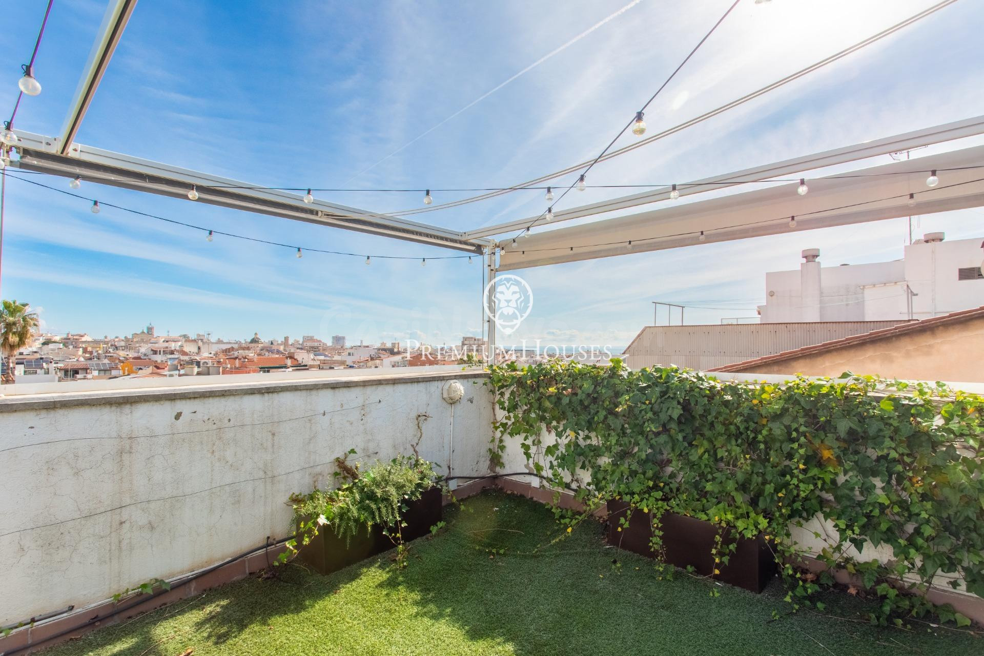 Espectacular ático tríplex de grandes dimensiones en venta e - foto 2