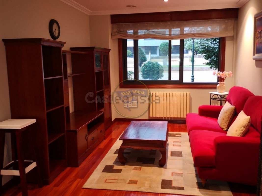 APARTAMENTO DE DOS habitaciones, GARAJE Y TRASTERO, EN HISPA - foto 2