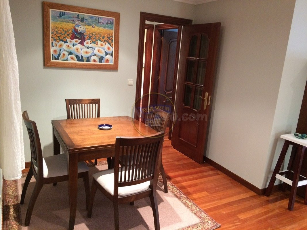 APARTAMENTO DE DOS habitaciones, GARAJE Y TRASTERO, EN HISPA - foto 3