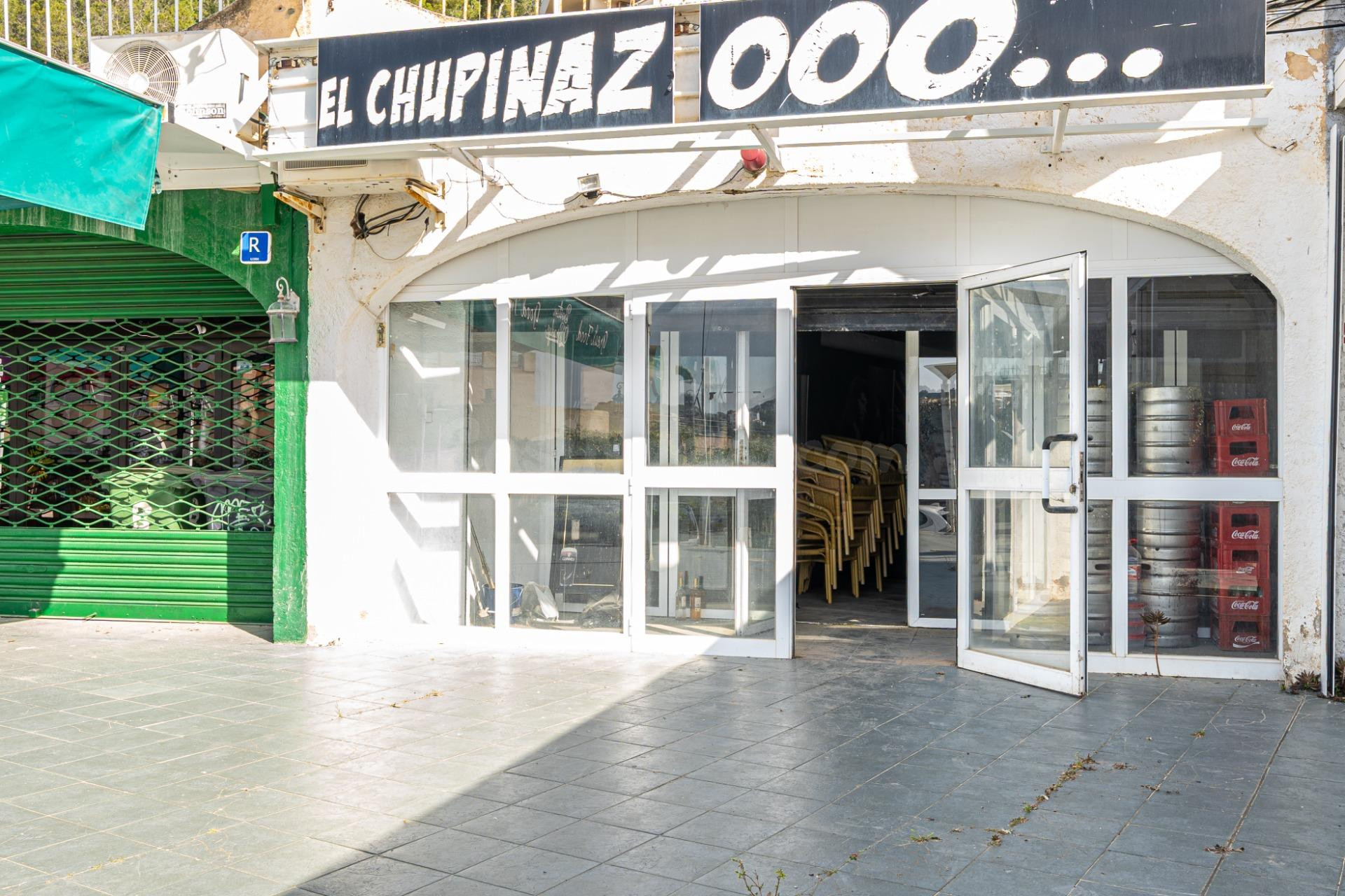 Se vende local comercial en Santa Ponsa con gran terraza y p - foto 3