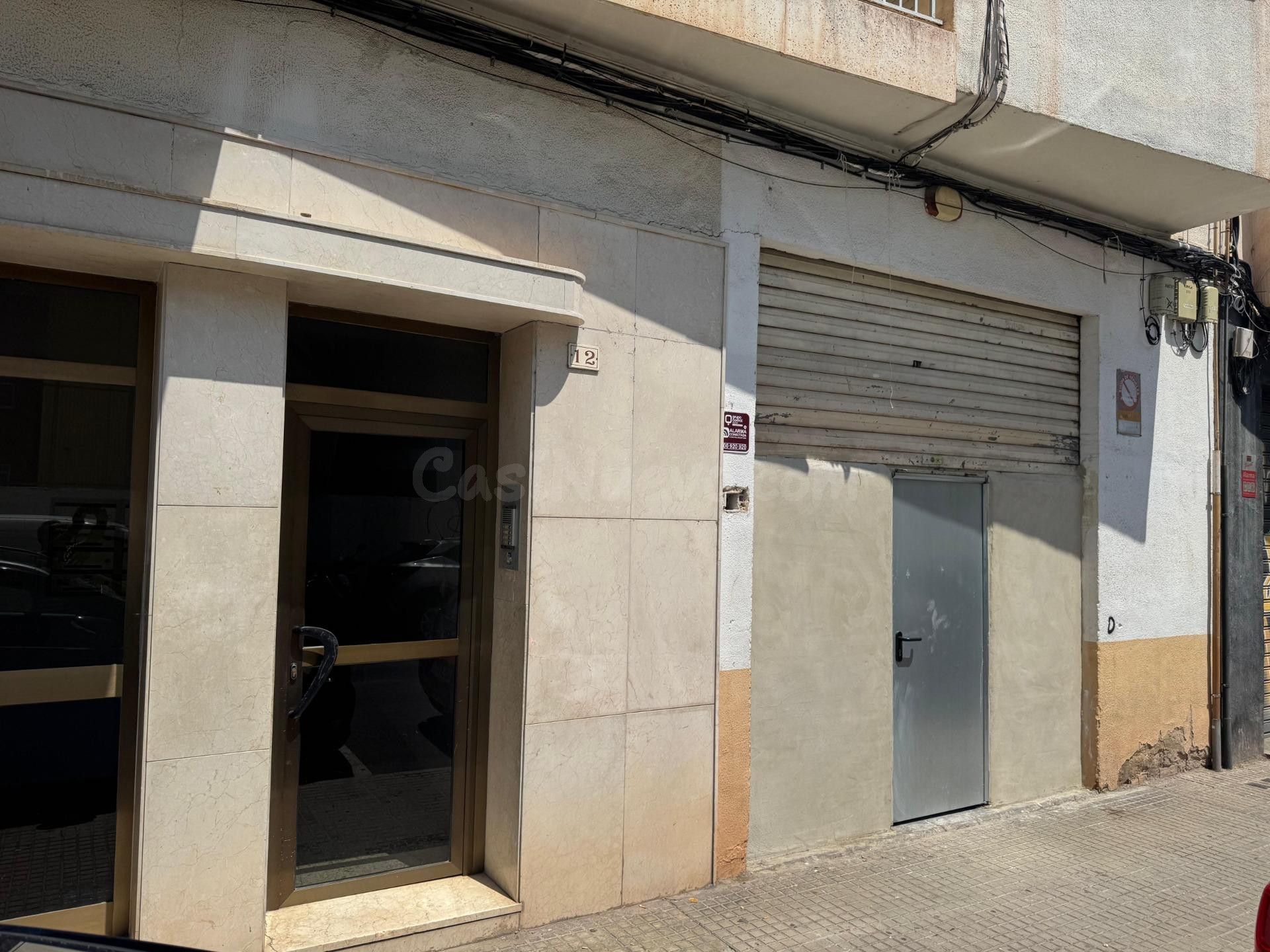 Local comercial en venta en Gandía – Espacio diáfano con múl
