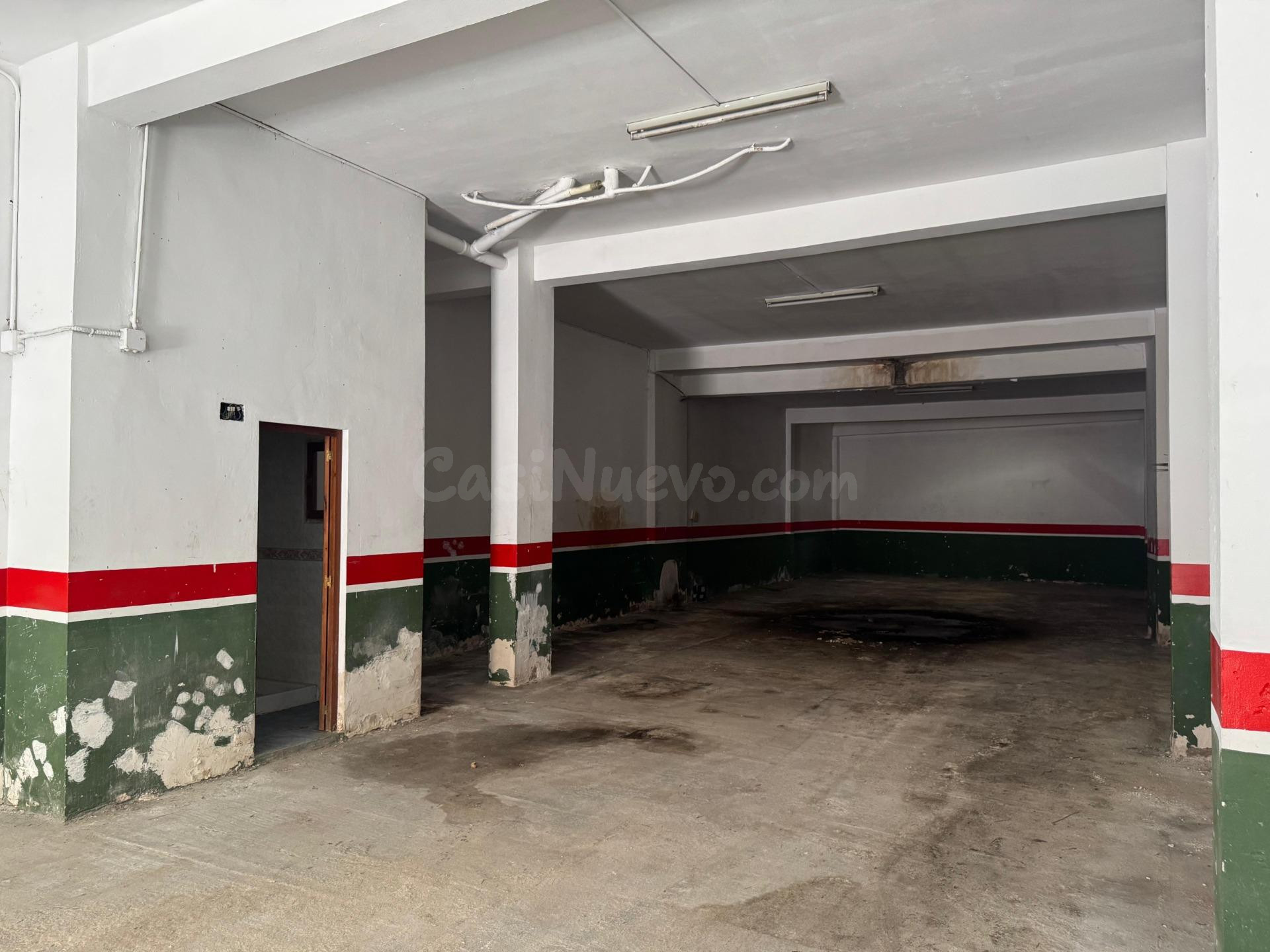 Local comercial en venta en Gandía – Espacio diáfano con múl - foto 4