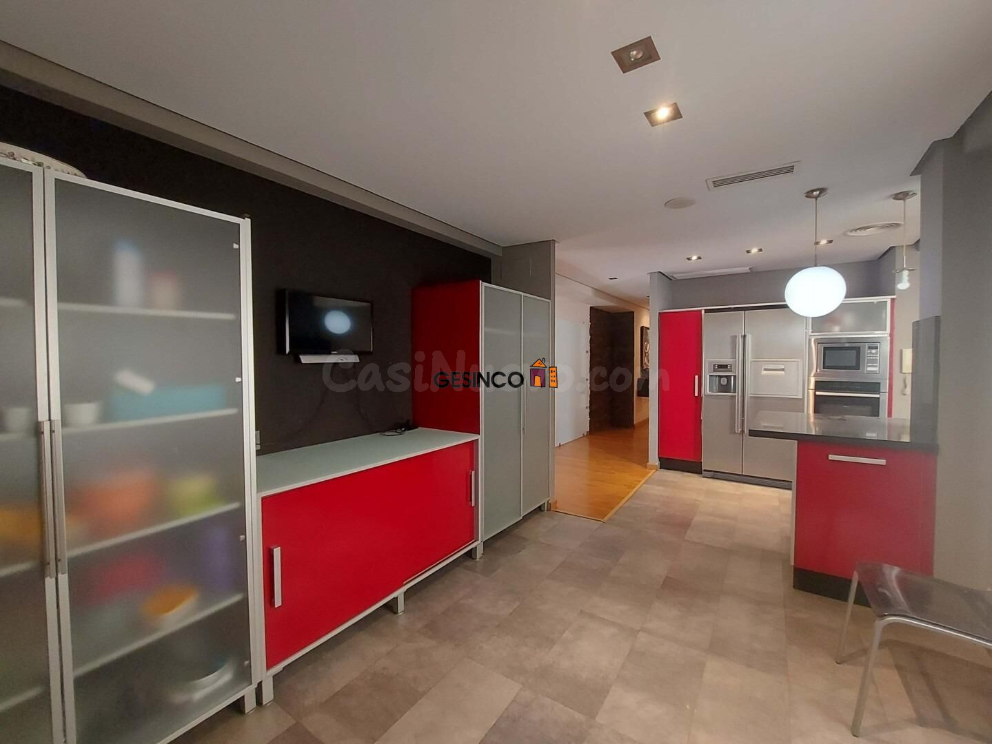 VIVIENDA EN TERCERA PLANTA CON ASCENSOR ¡¡CÉNTRICA!! - foto 4