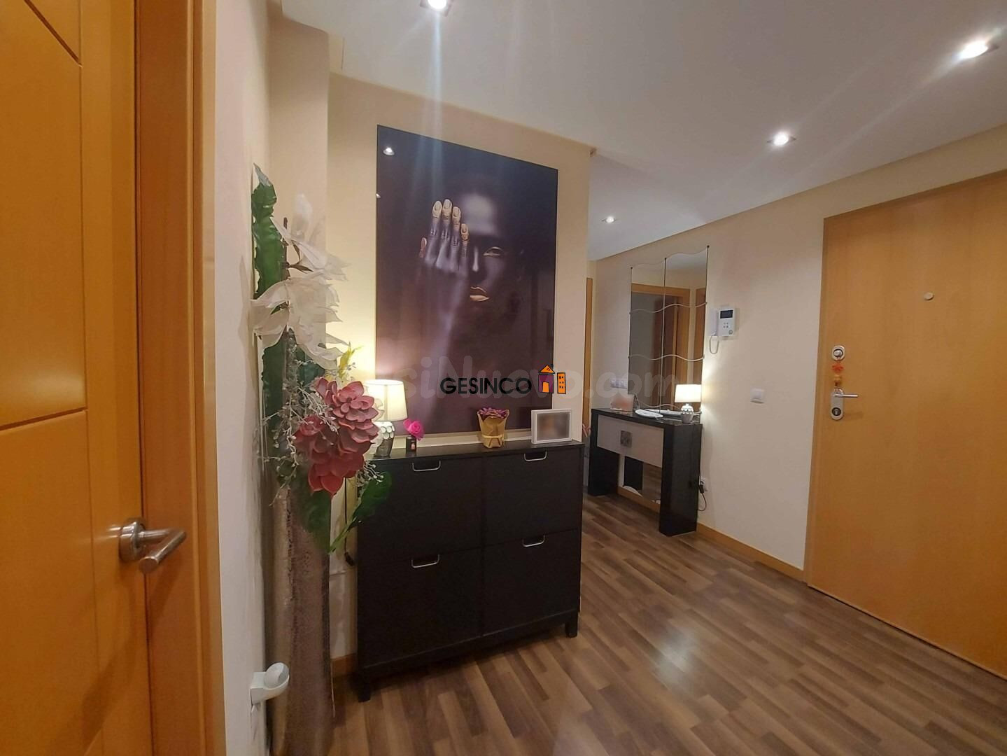 PISO EN TERCERA PLANTA CON PLAZA DE GARAJE Y TRASTERO