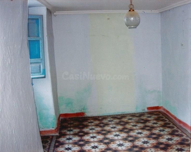 Oportunidad para Inversión: Casa Unifamiliar para Reformar e - foto 4