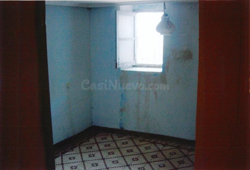 Oportunidad para Inversión: Casa Unifamiliar para Reformar e - foto 5