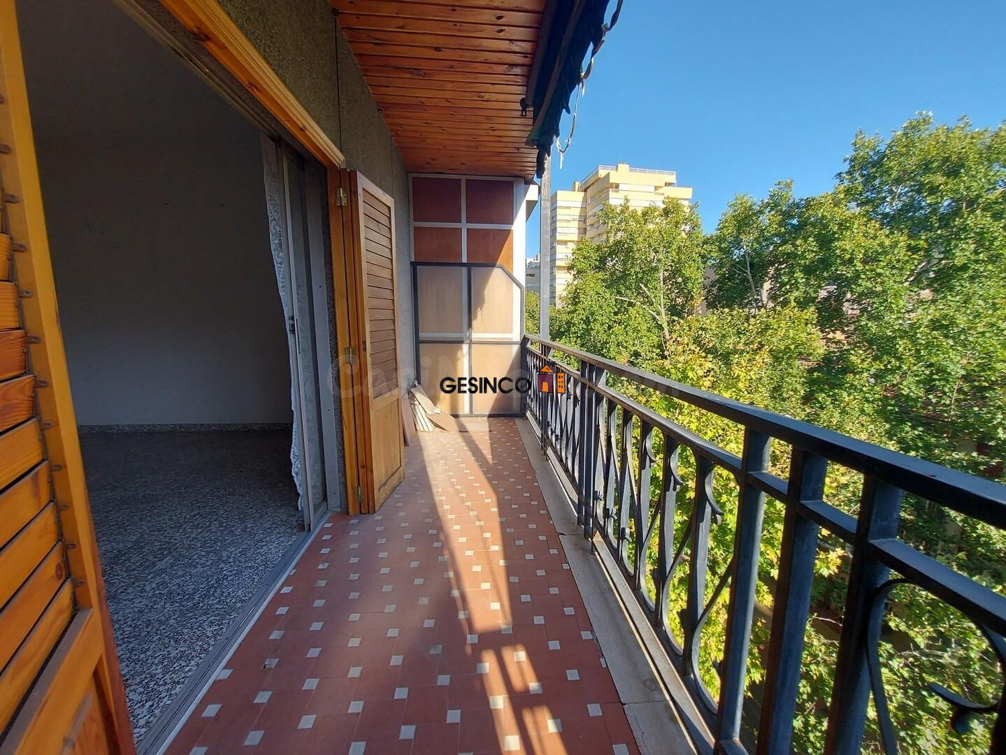 PISO PARA REFORMAR EN QUINTA PLANTA ¡¡EN ALAMEDA!! - foto 4