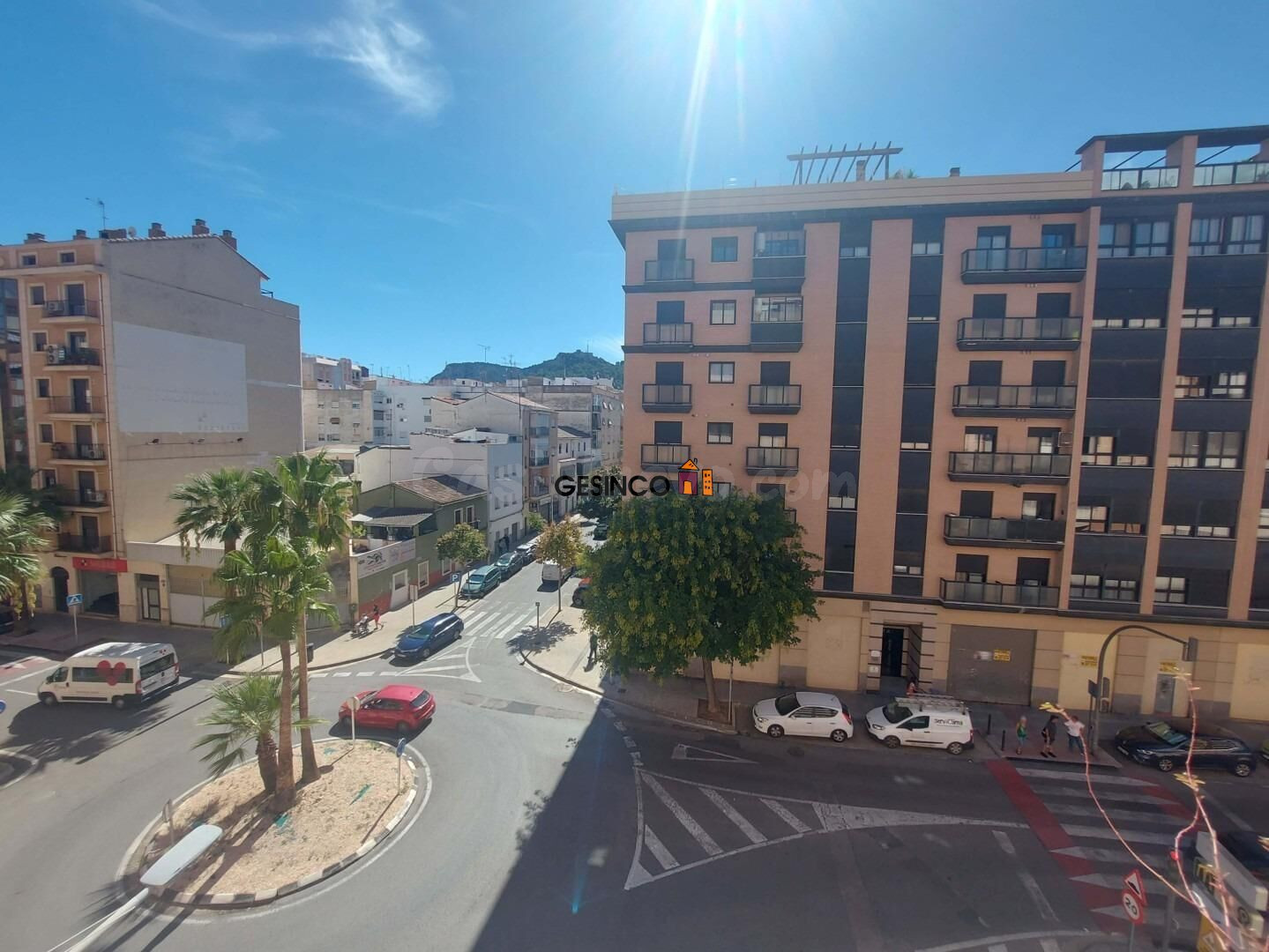 PISO CON CUATRO DORMITORIOS Y GARAJE  ¡¡EN URBANIZACIÓN!! - foto 4