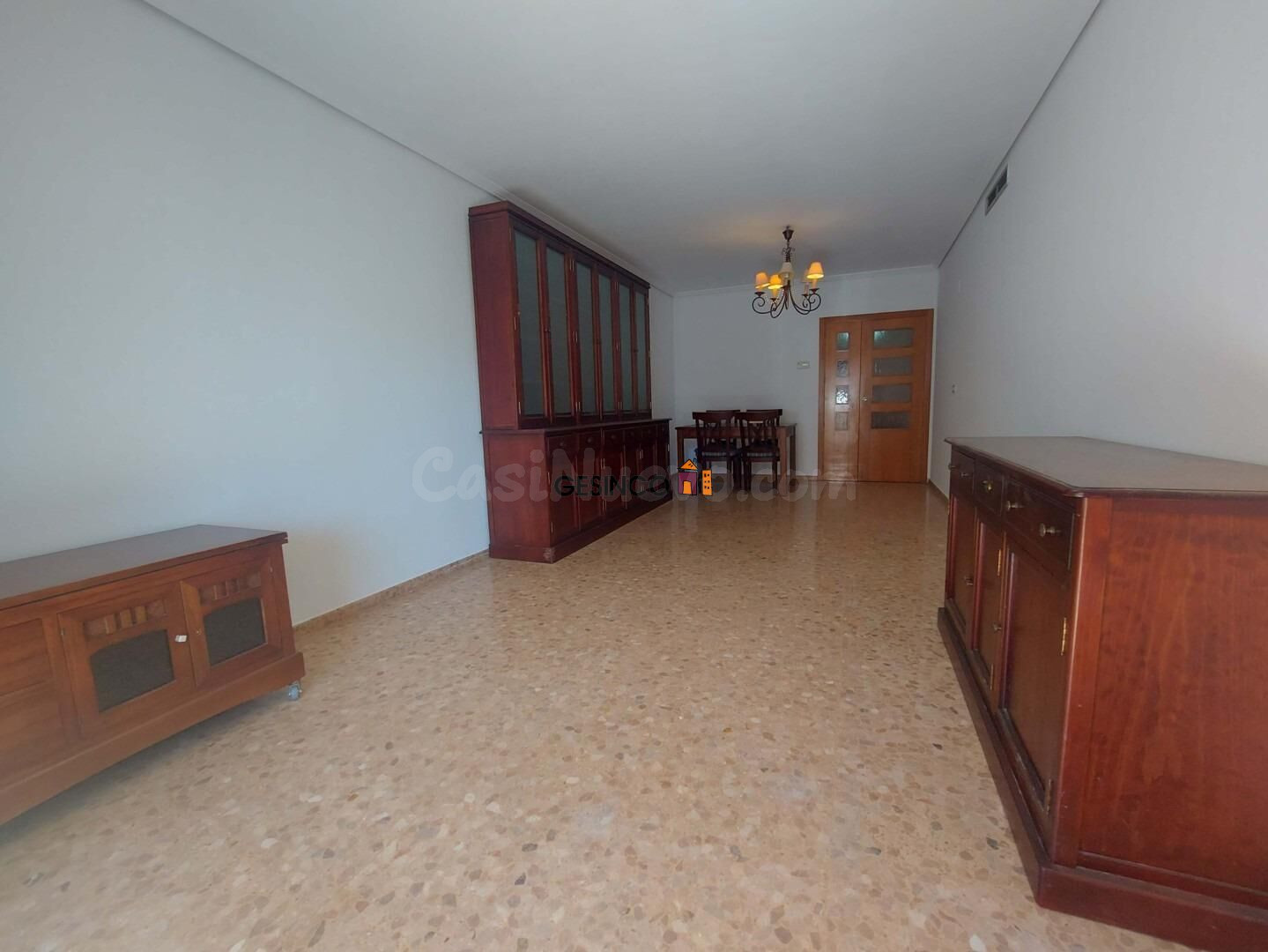 PISO CON CUATRO DORMITORIOS Y GARAJE  ¡¡EN URBANIZACIÓN!! - foto 5
