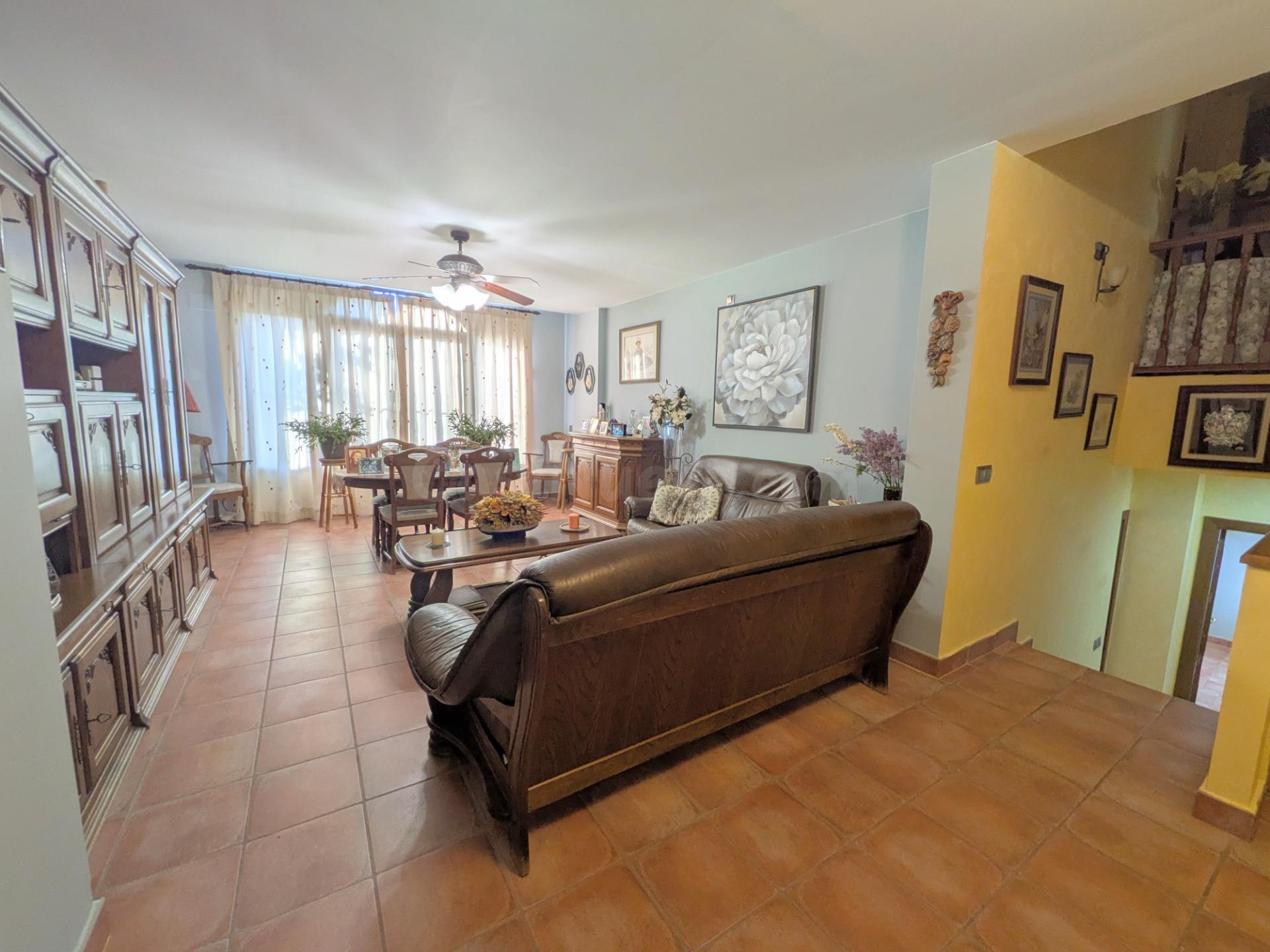 VENTA CHALET URBANIZACION SOTOLARGO. VALDEAVERUELO - foto 2