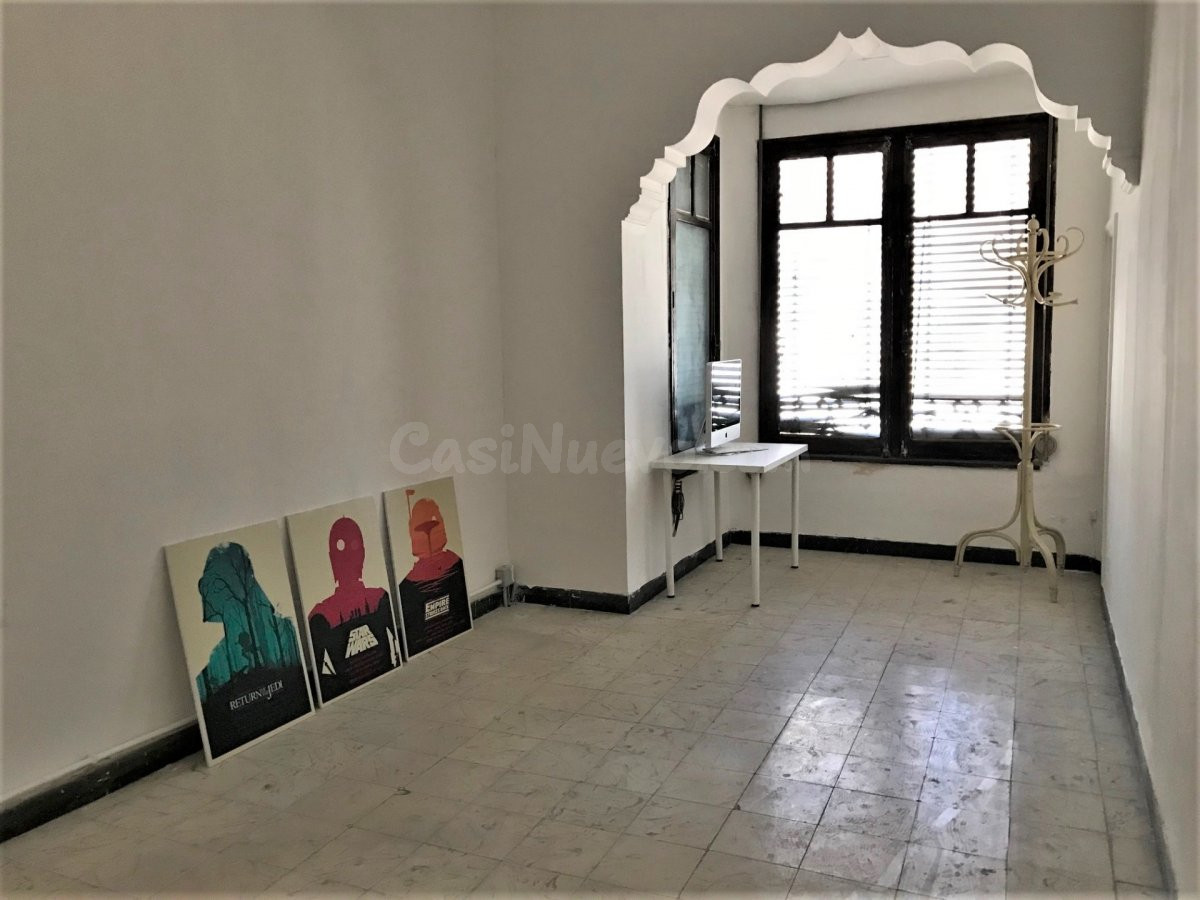 Oficina con estilo clásico y moderno - foto 2