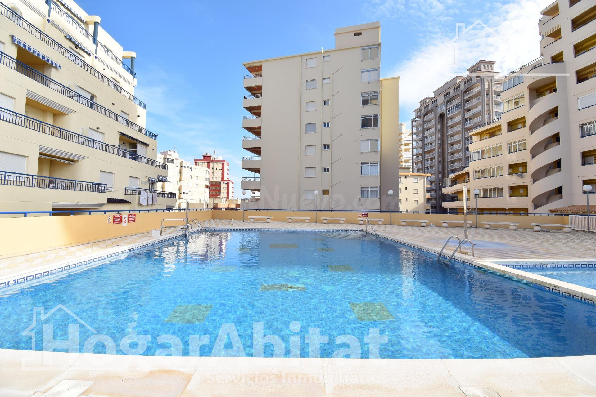 ¡SEGUNDA LÍNEA DE PLAYA! AMPLIO Y EXTERIOR CON GARAJE, ASCEN - foto 2