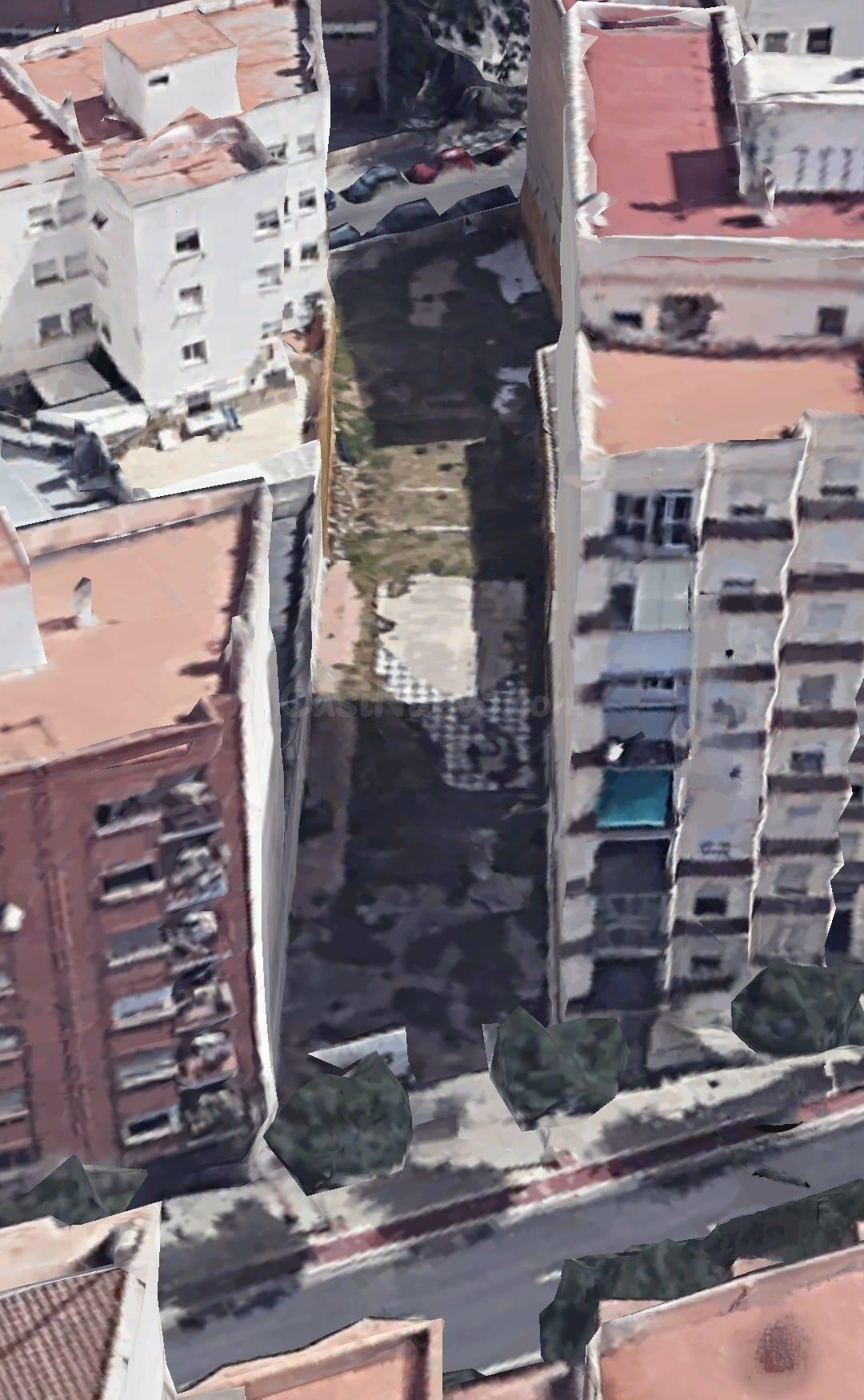 Terreno urbano de 700 m2 en Castellón – ¡Ideal para construi - foto 2