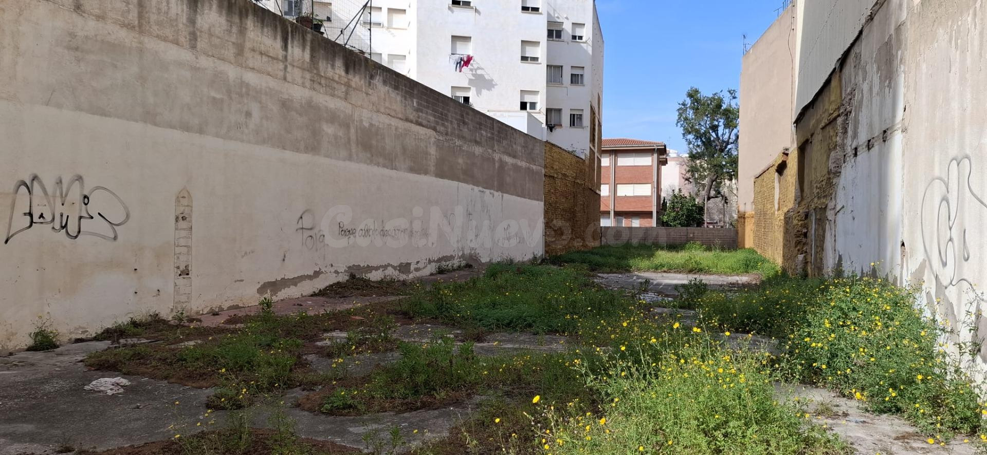 Terreno urbano de 700 m2 en Castellón – ¡Ideal para construi - foto 3