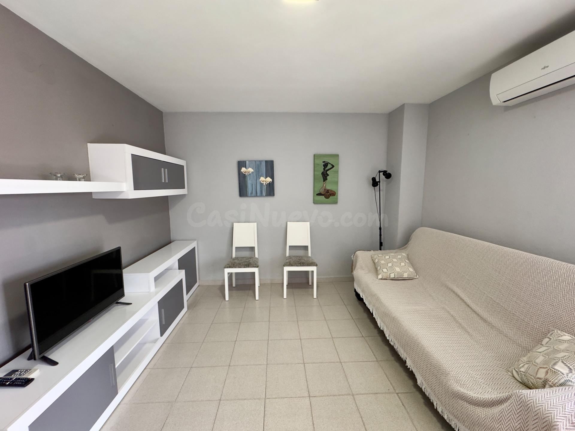 Apartamento Semireformado en Playa de Gandia - Alquiler Temp