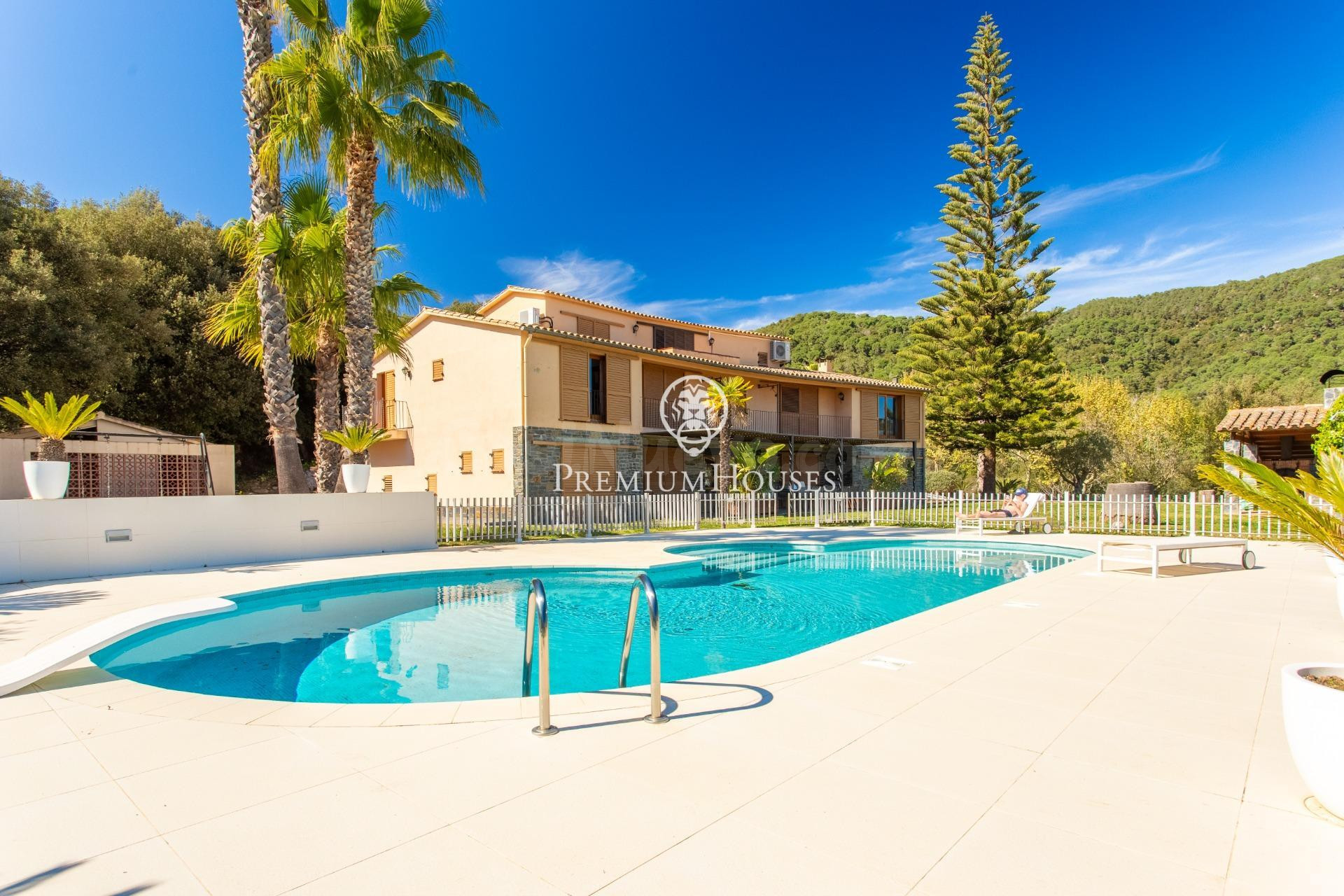 Propiedad con dos casas en venta en Arenys de Munt - foto 4
